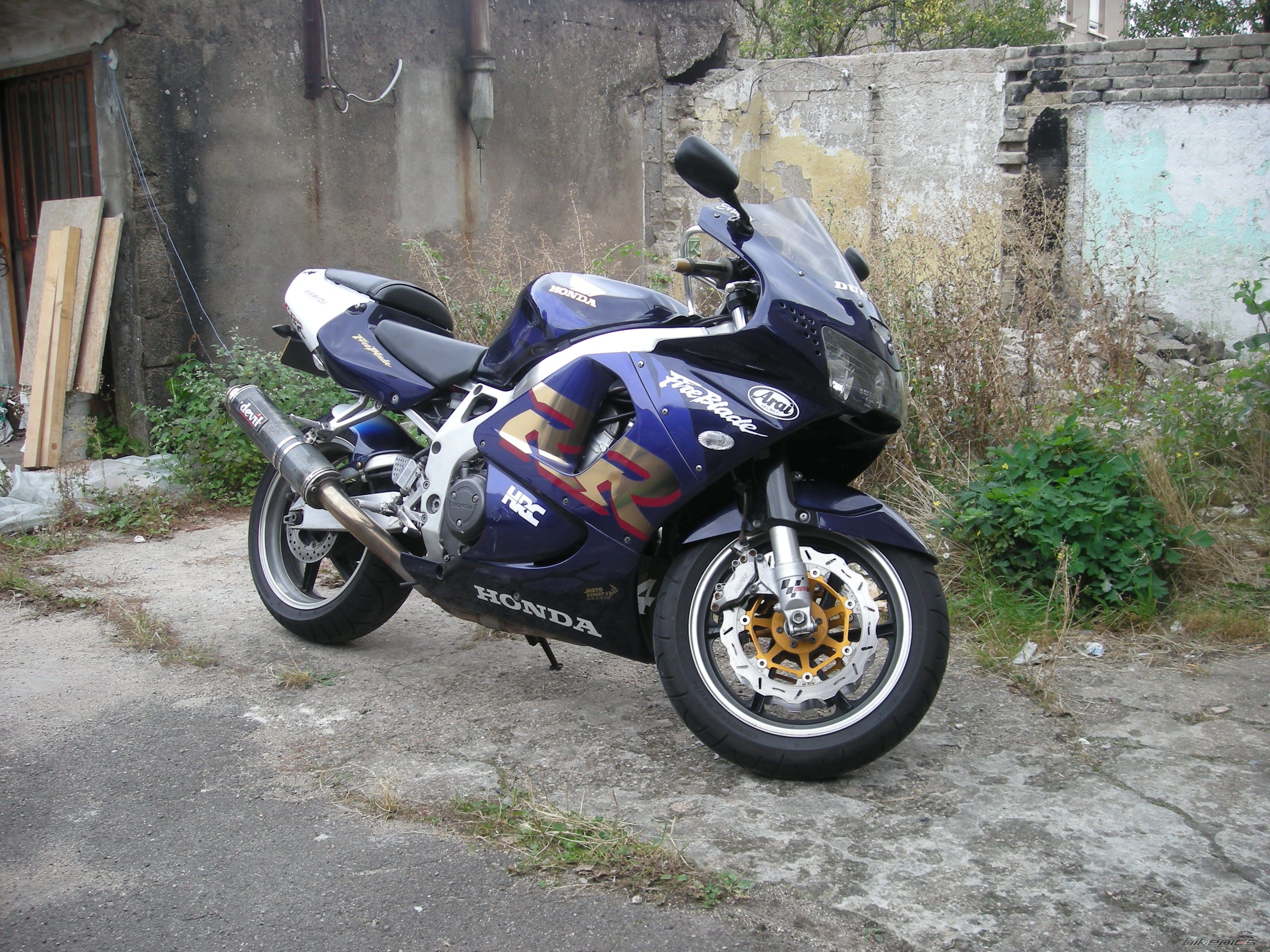 Photo 1795336