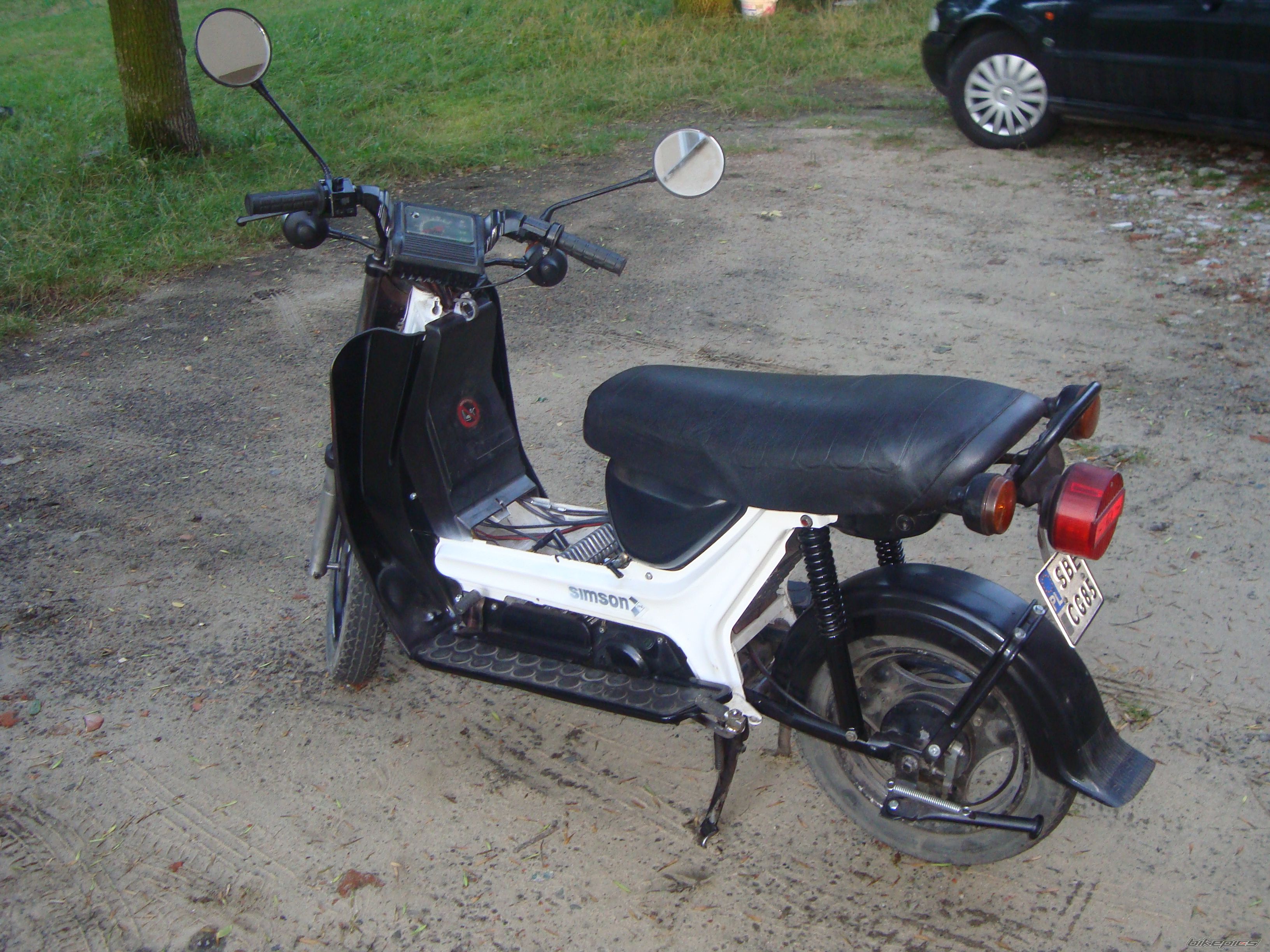 Photo 1795648
