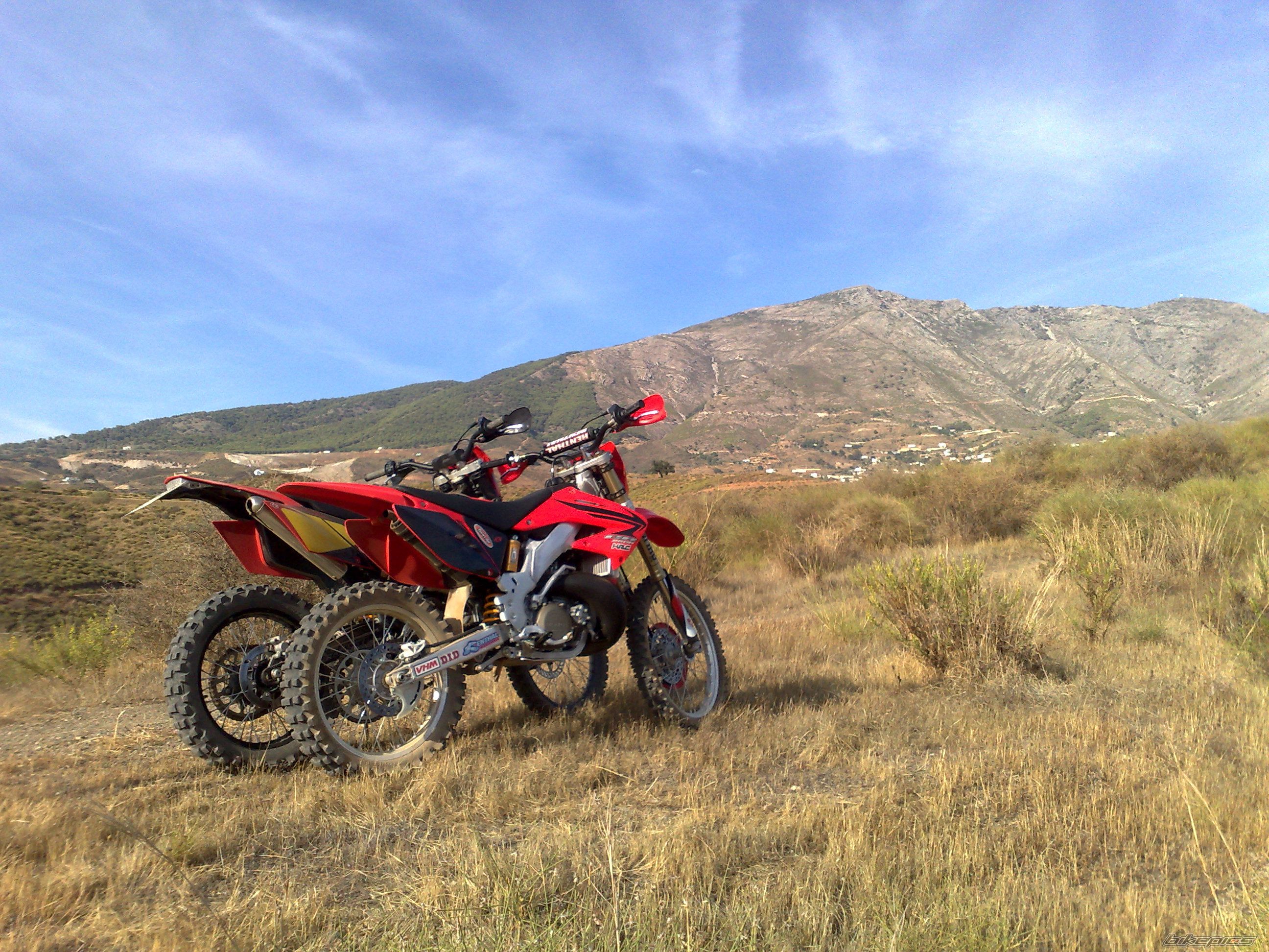Photo 1795738