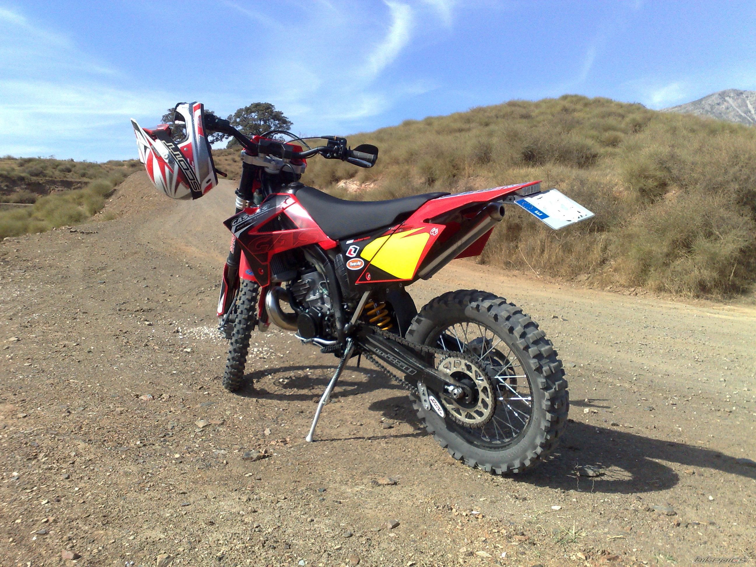 Photo 1795744