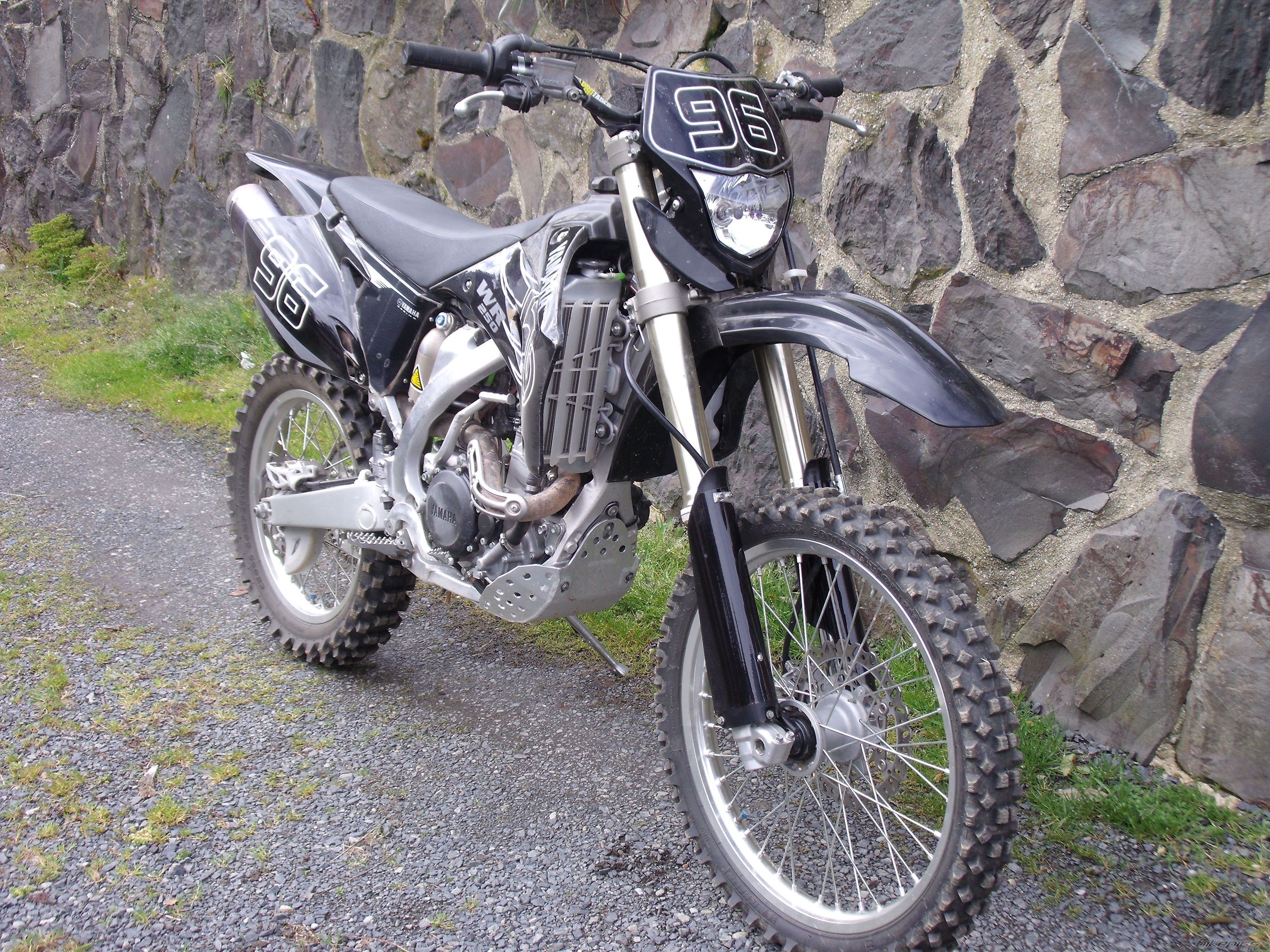 Photo 1795775
