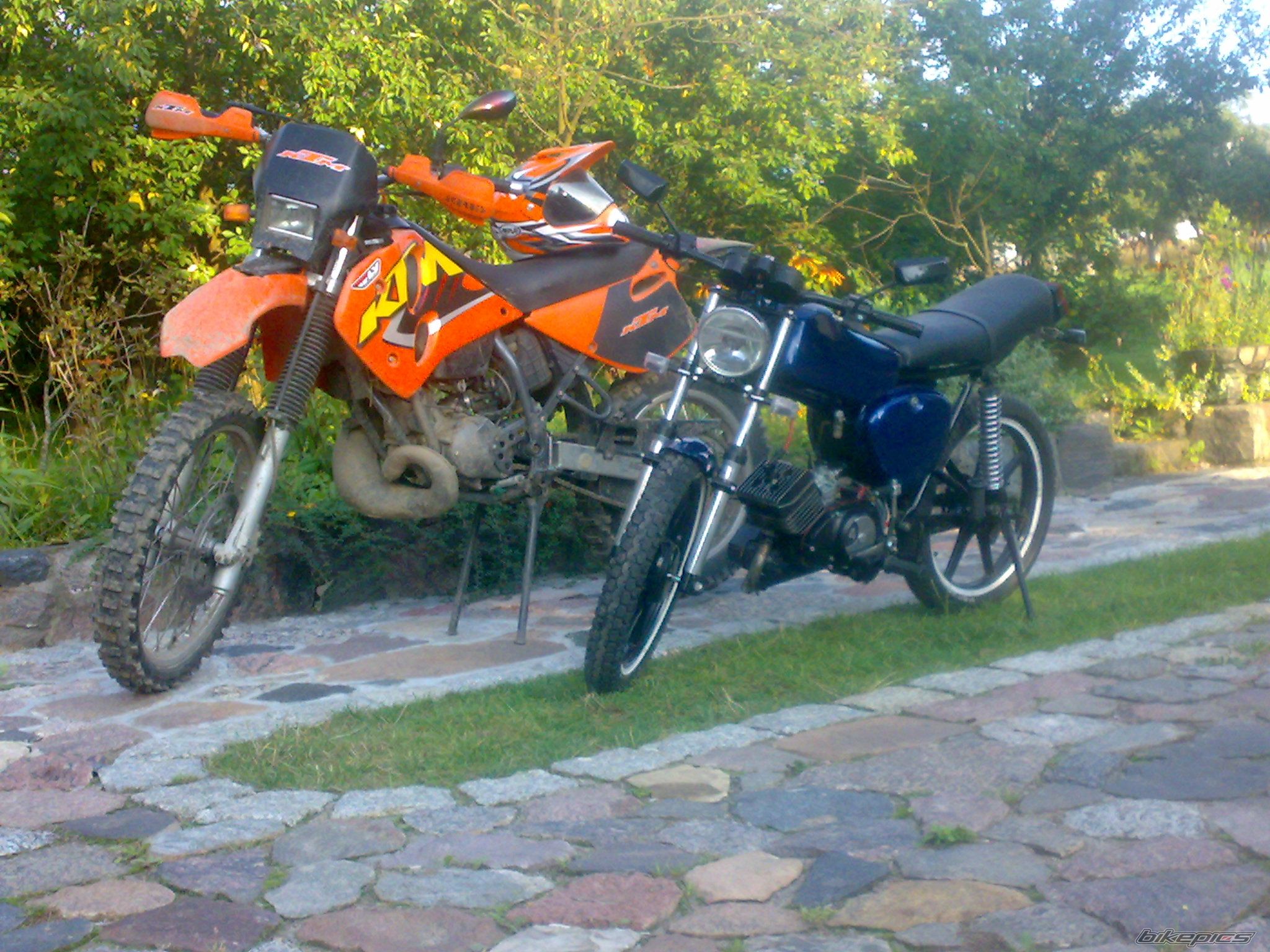 Photo 1795865