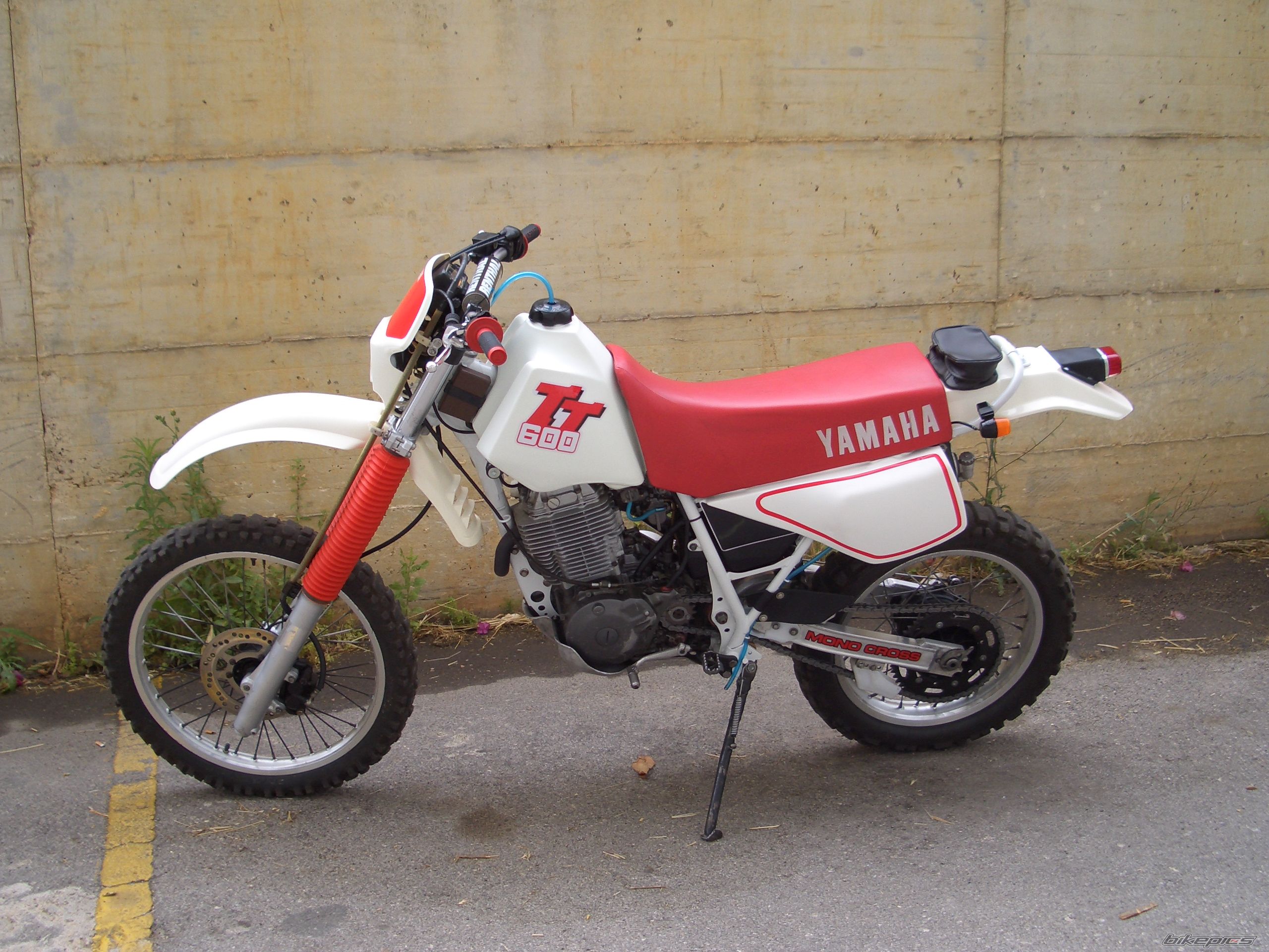 Photo 1796374