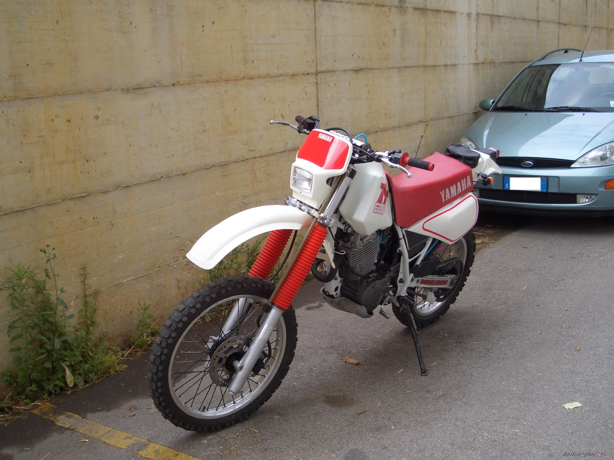 Photo 1796386