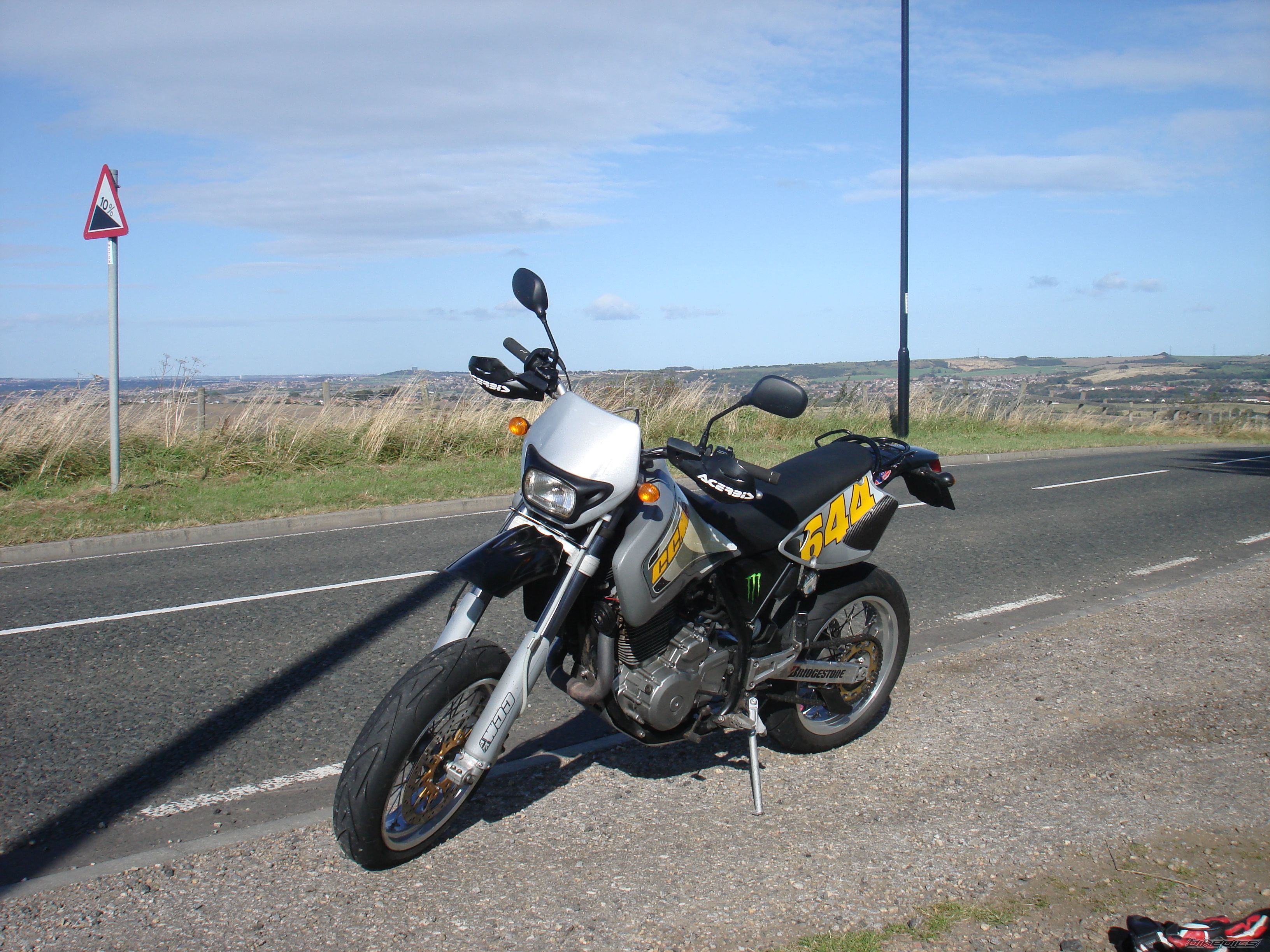 Photo 1796409