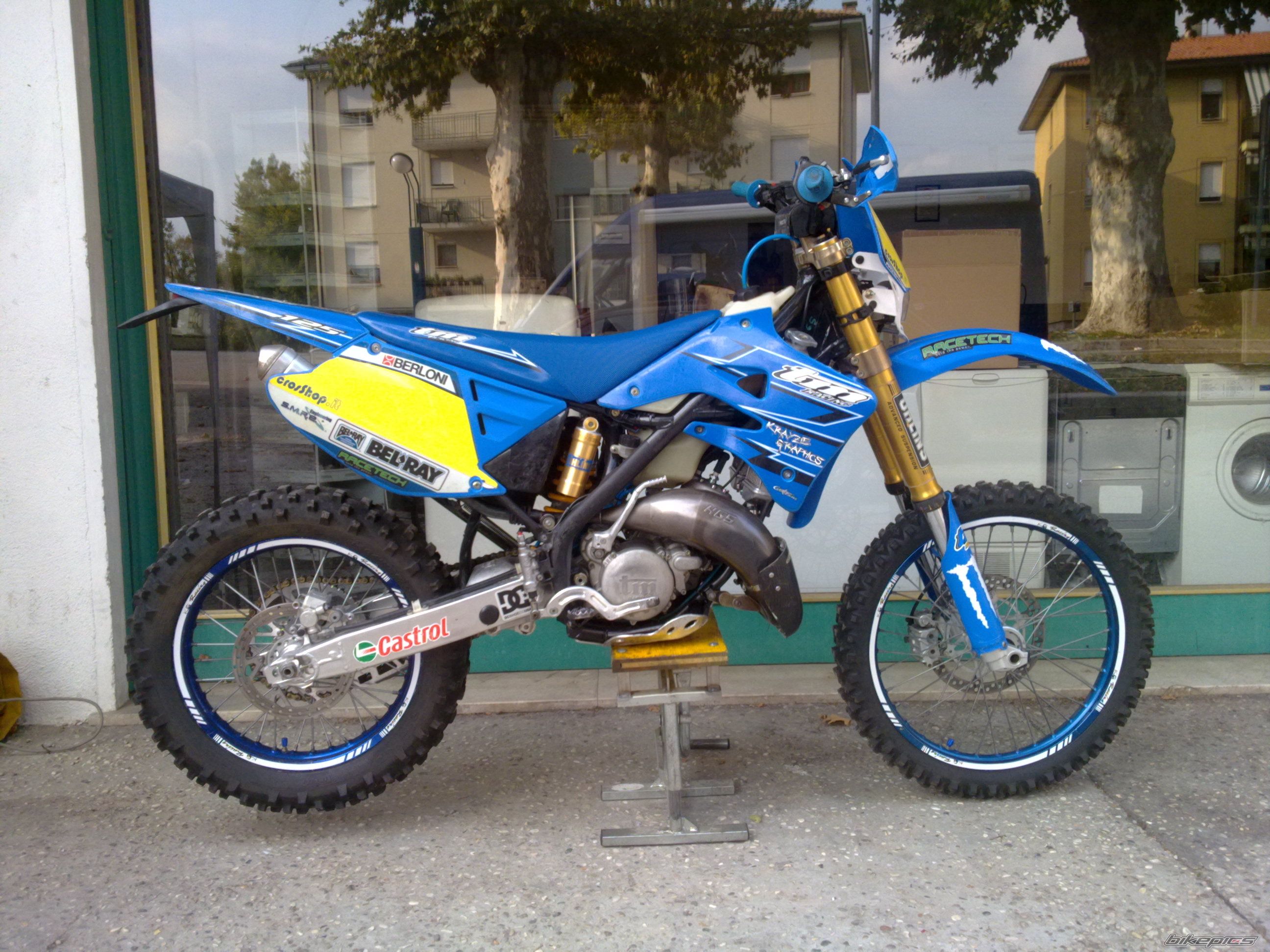 Photo 1796516