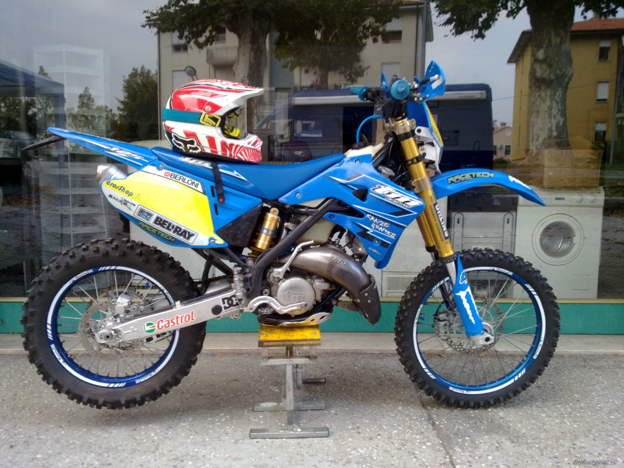 Photo 1796519