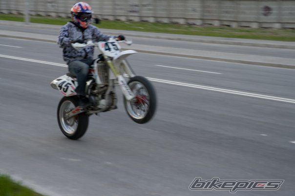 Photo 1796845