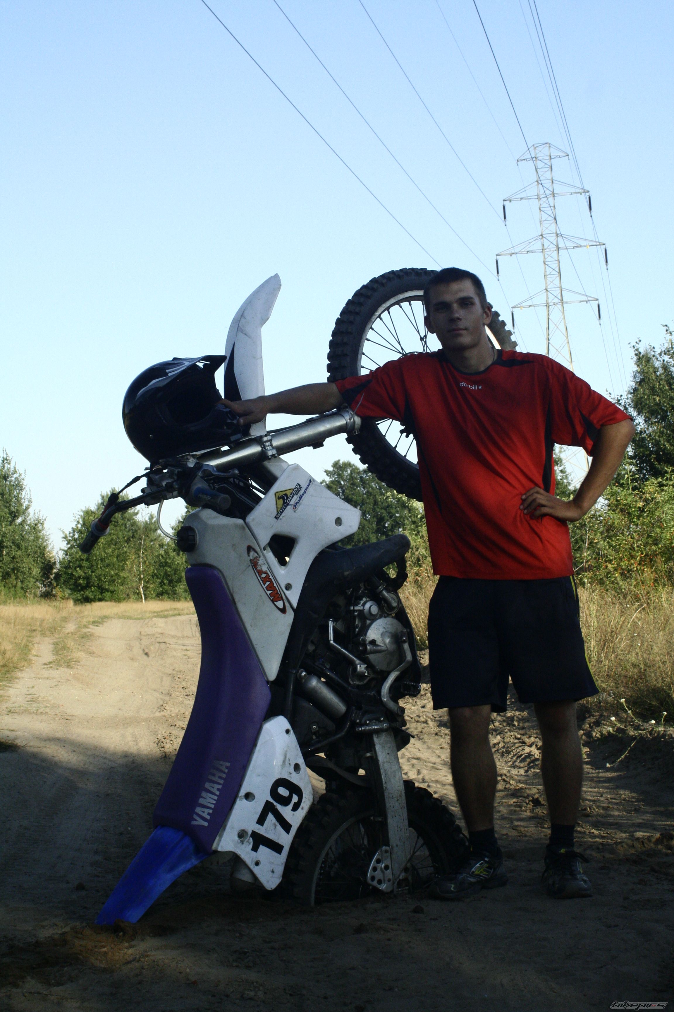 Photo 1798037