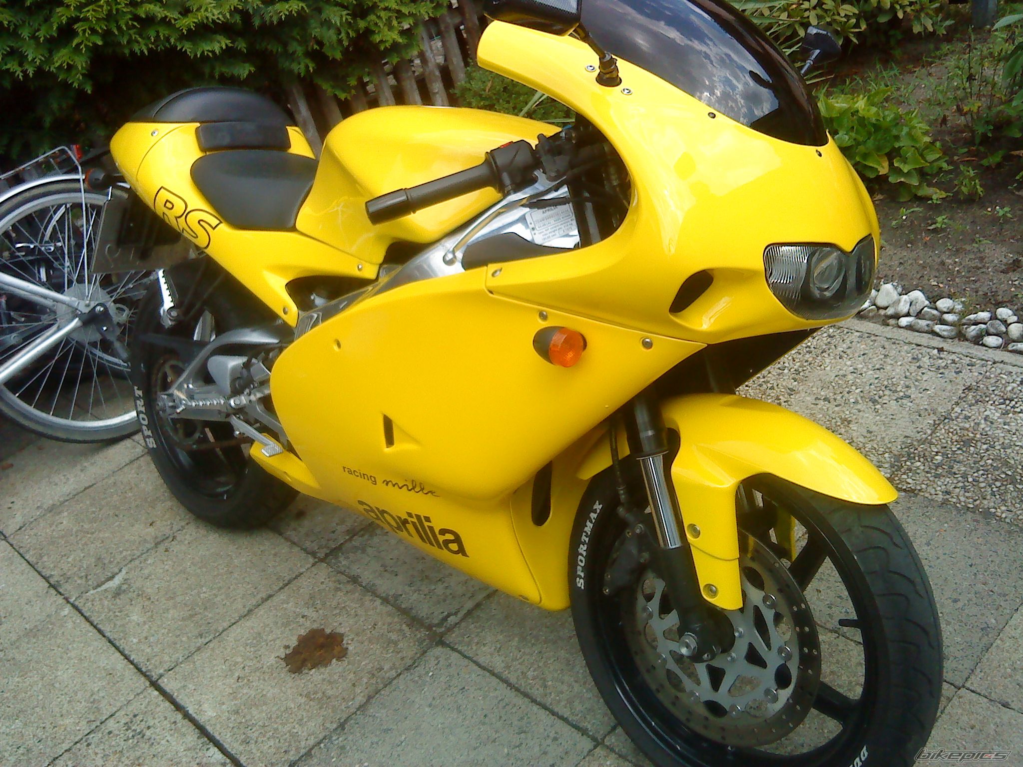 Photo 1798894