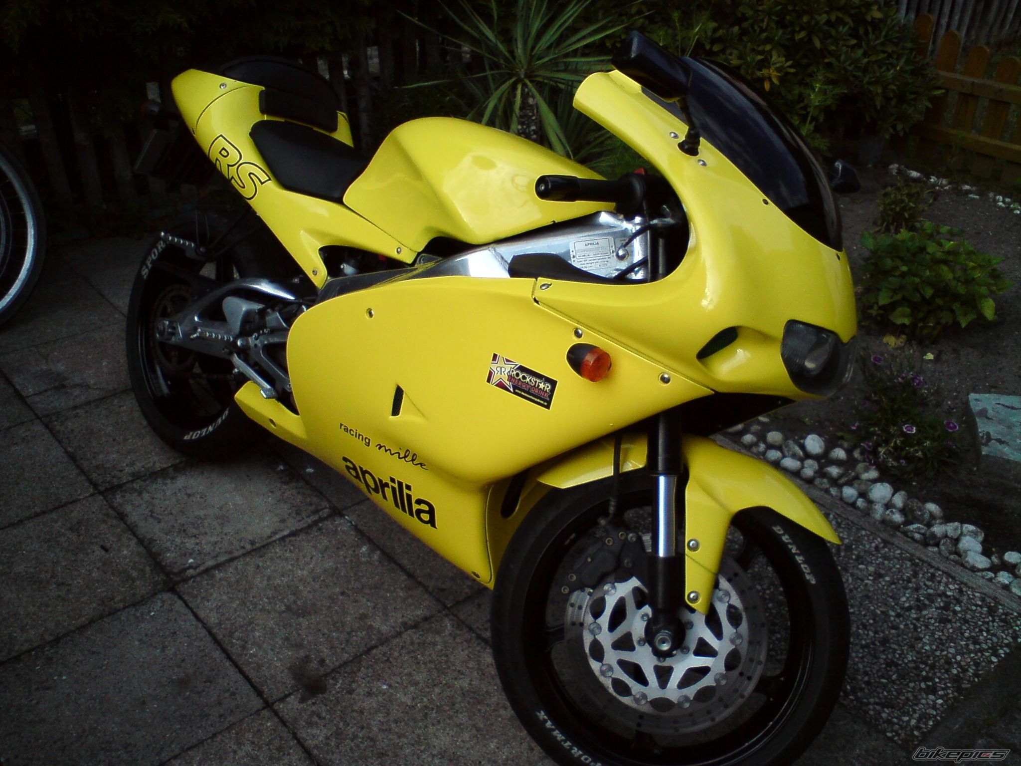 Photo 1798908