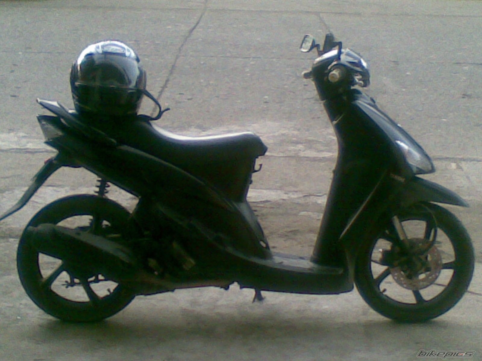 Photo 1799375