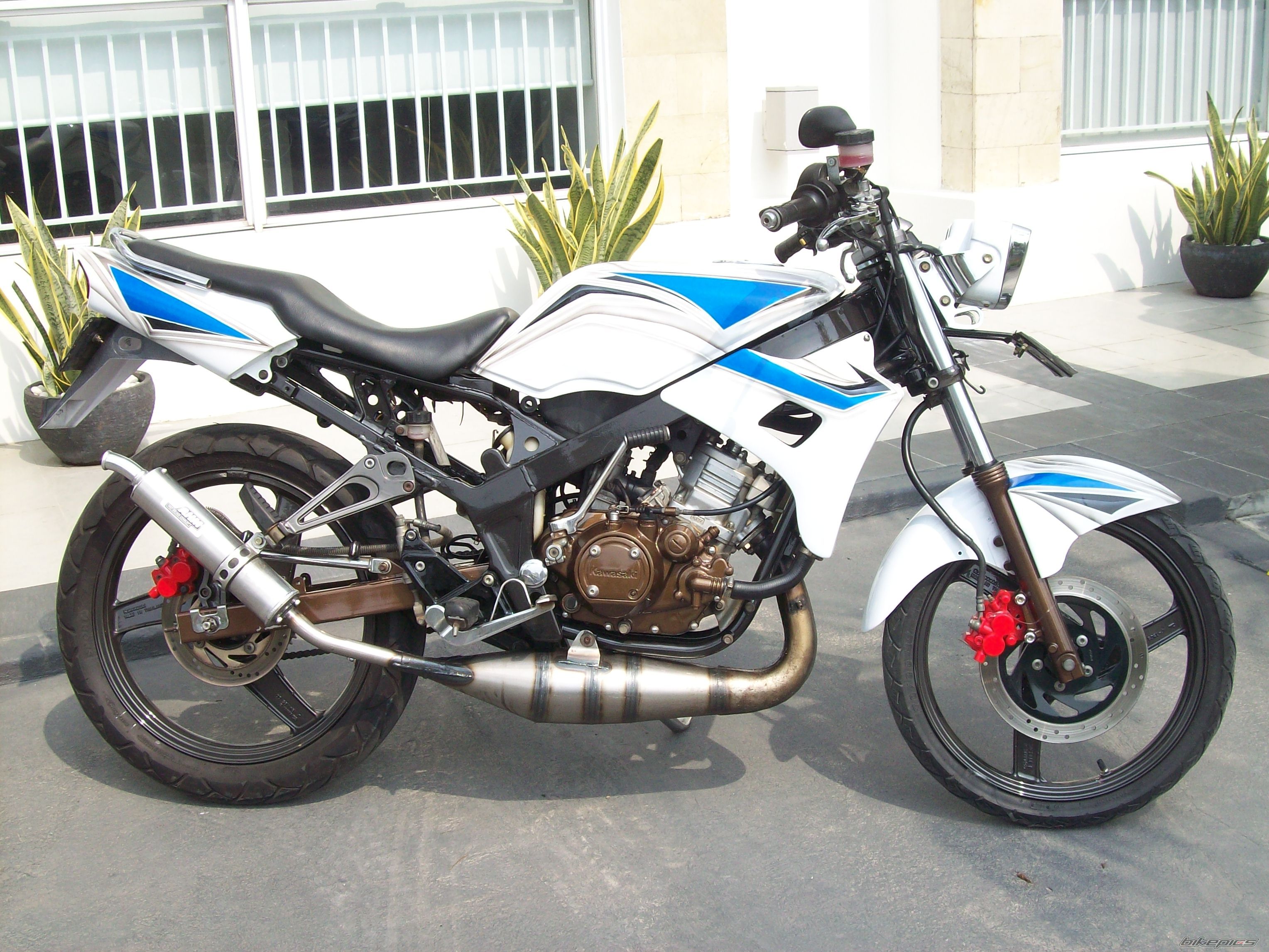 Bike Photo 1800729