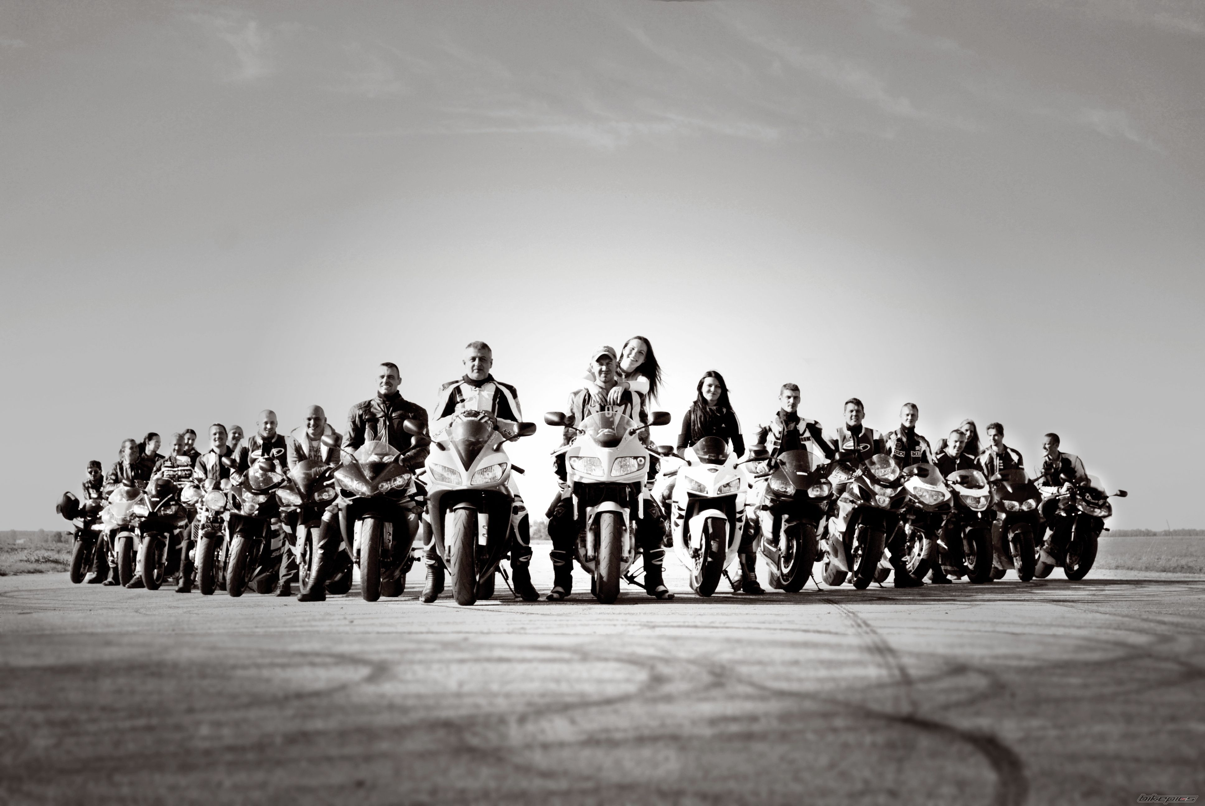 Bike Photo 1800773