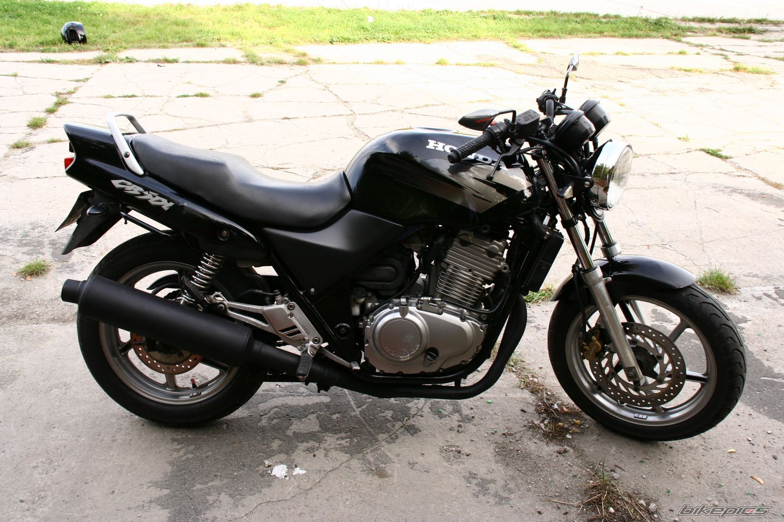 Bike Photo 1800835