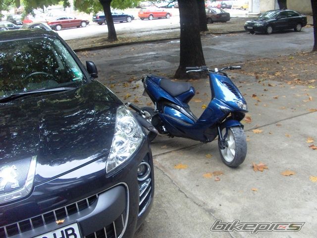 Photo 1800996
