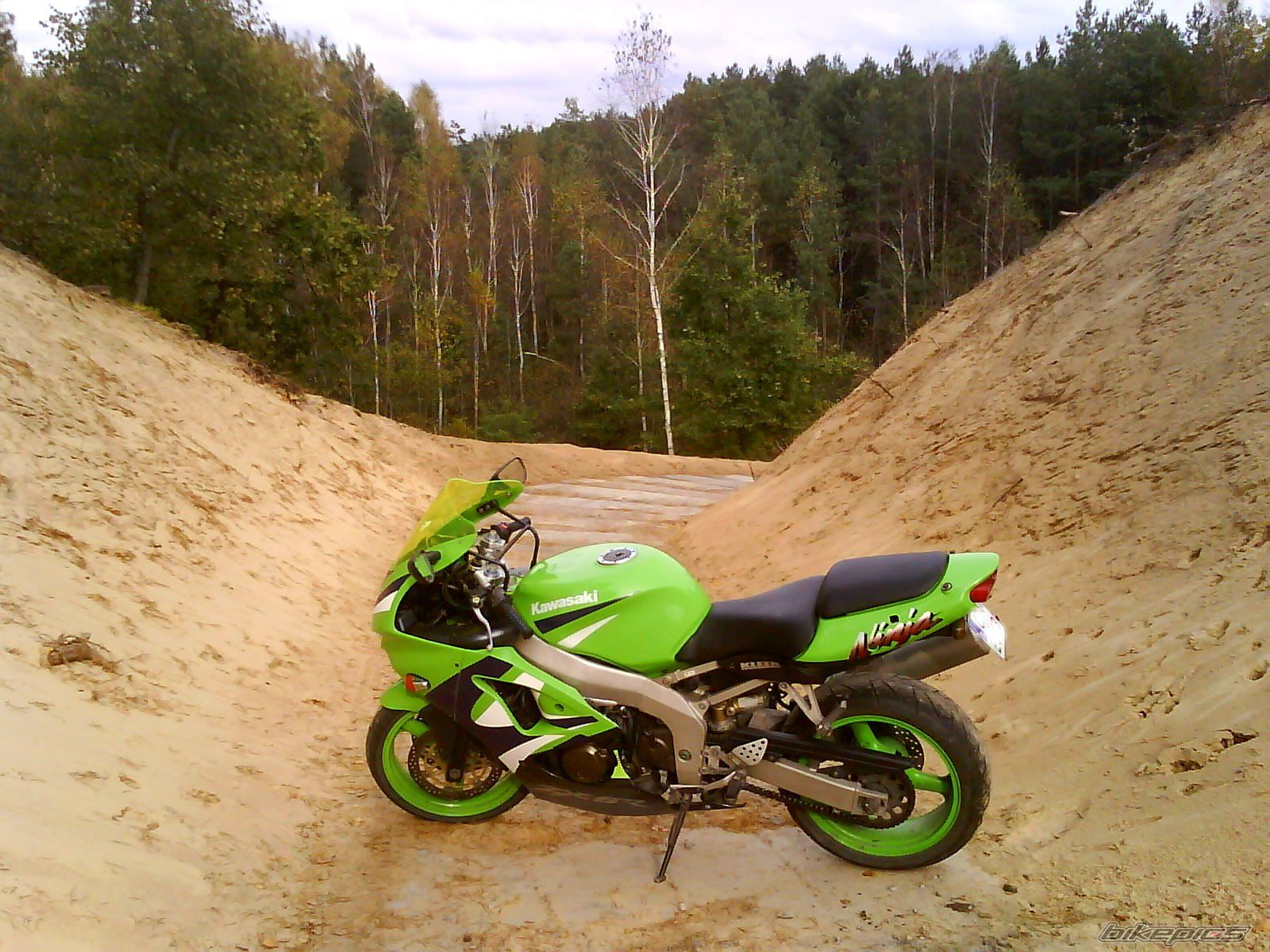 Bike Photo 1801116