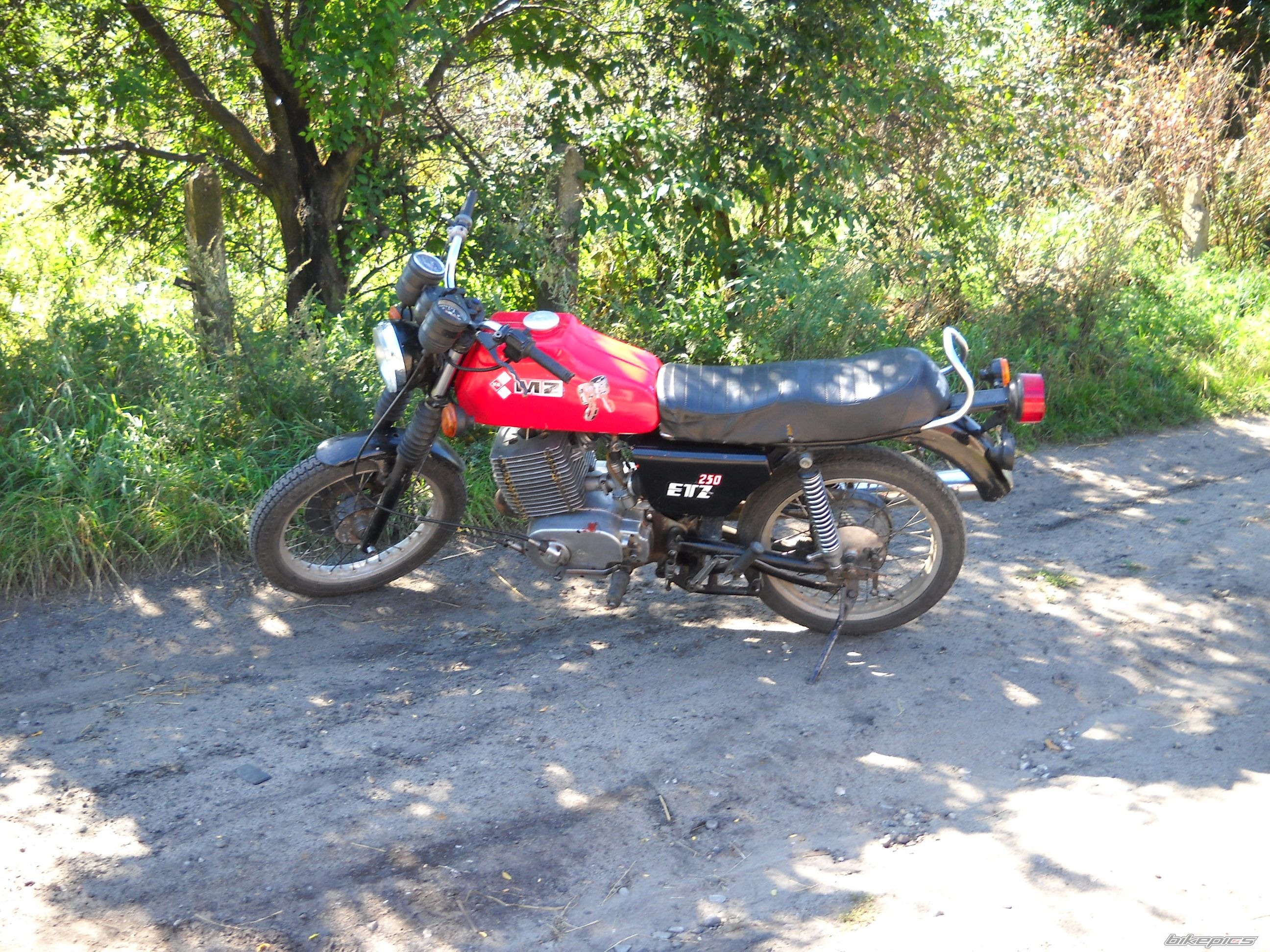 Bike Photo 1802358