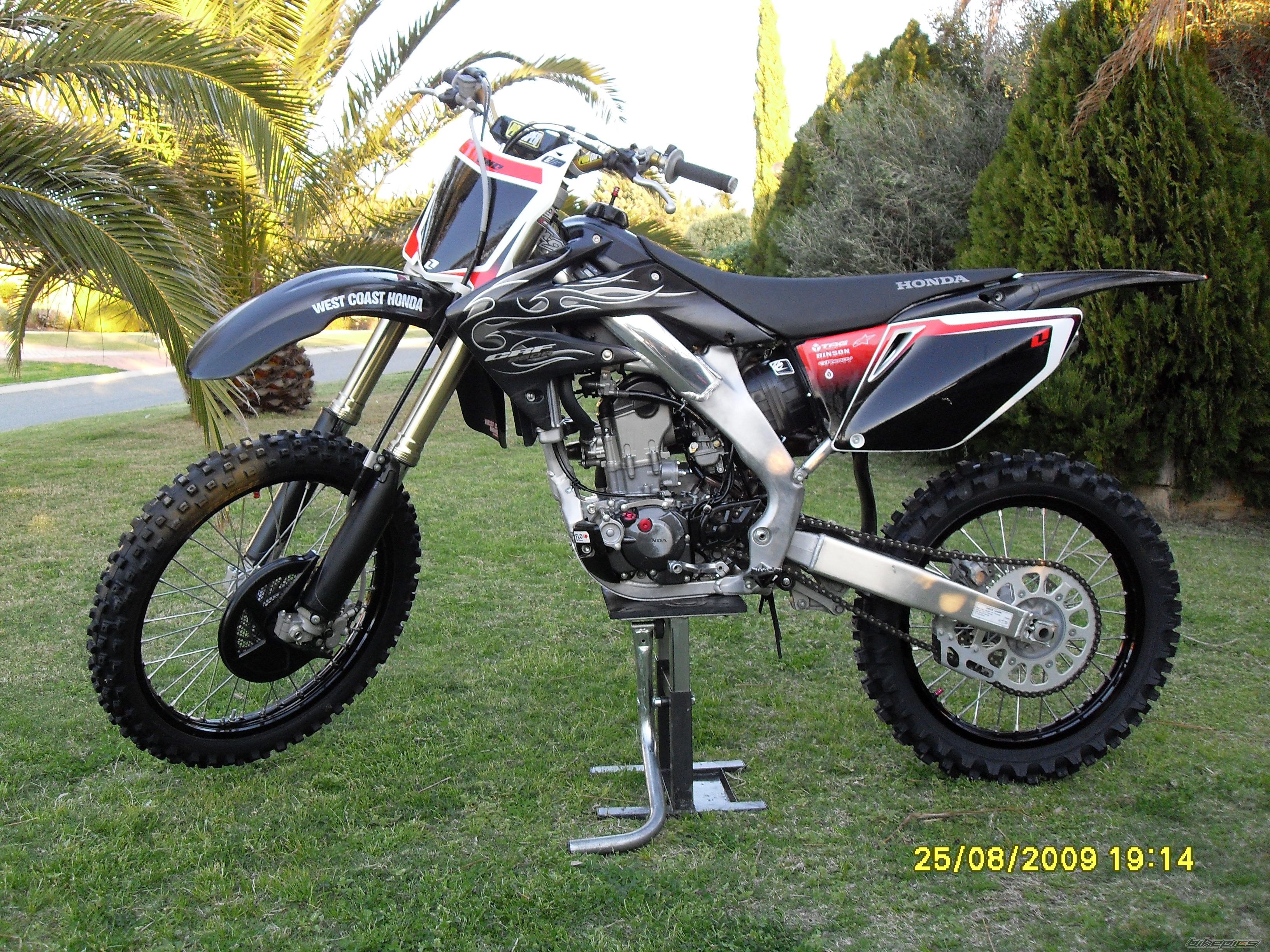 Bike Photo 1805842