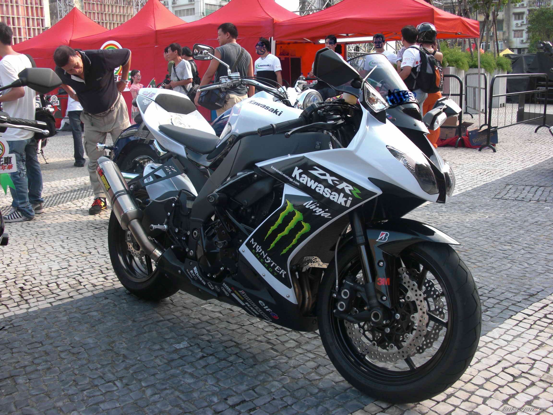 Bike Photo 1806862