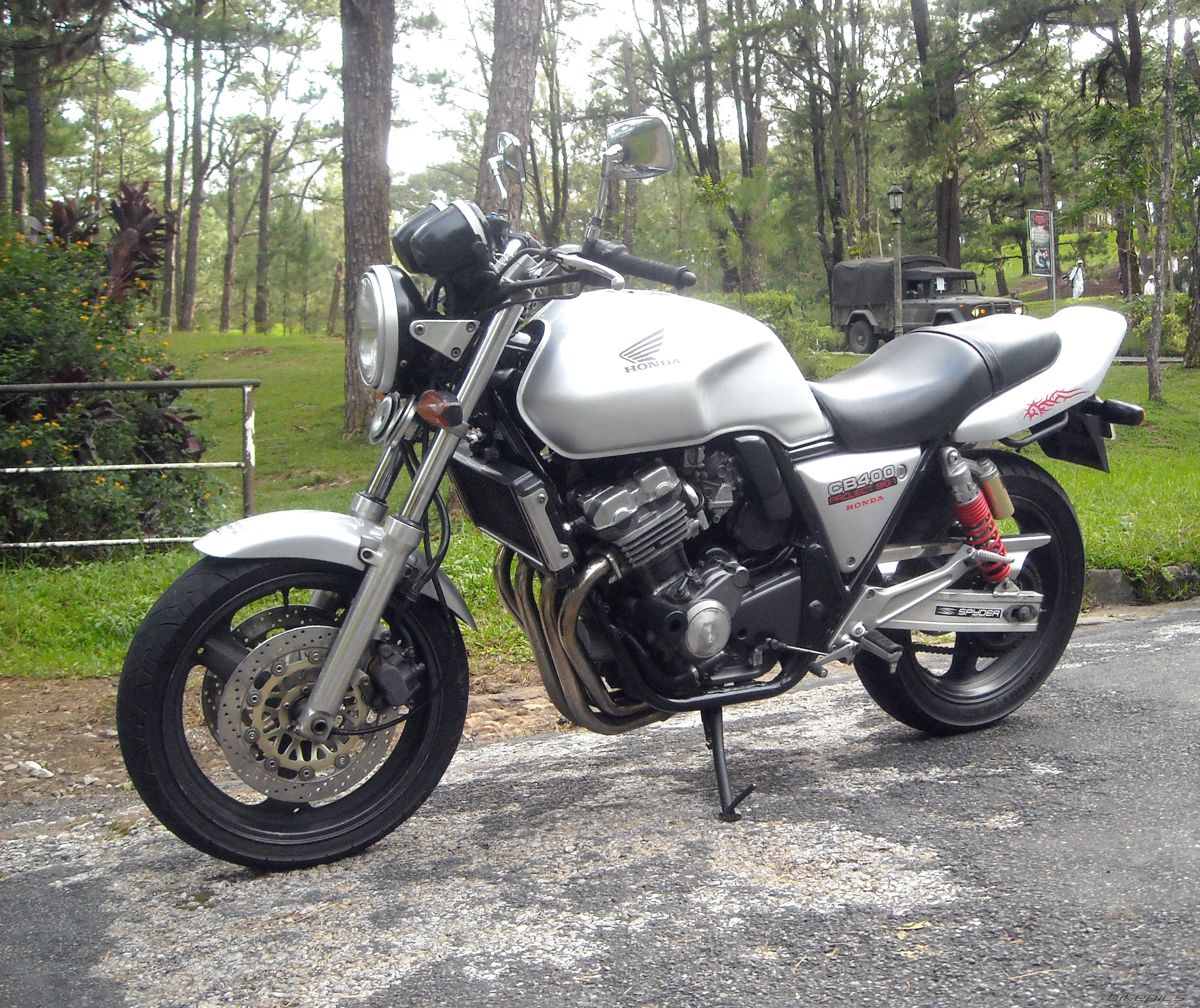 Bike Photo 1807182