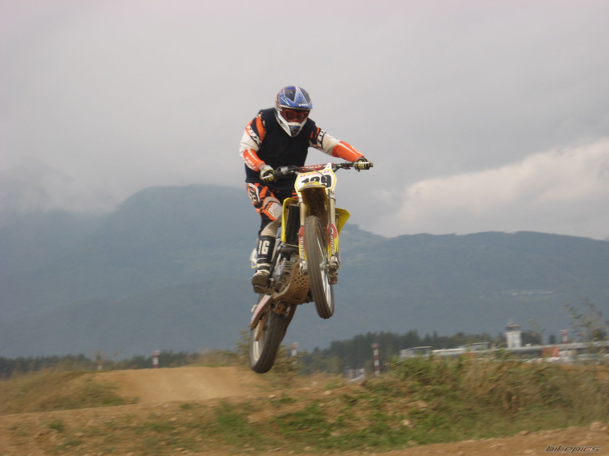 Bike Photo 1808036