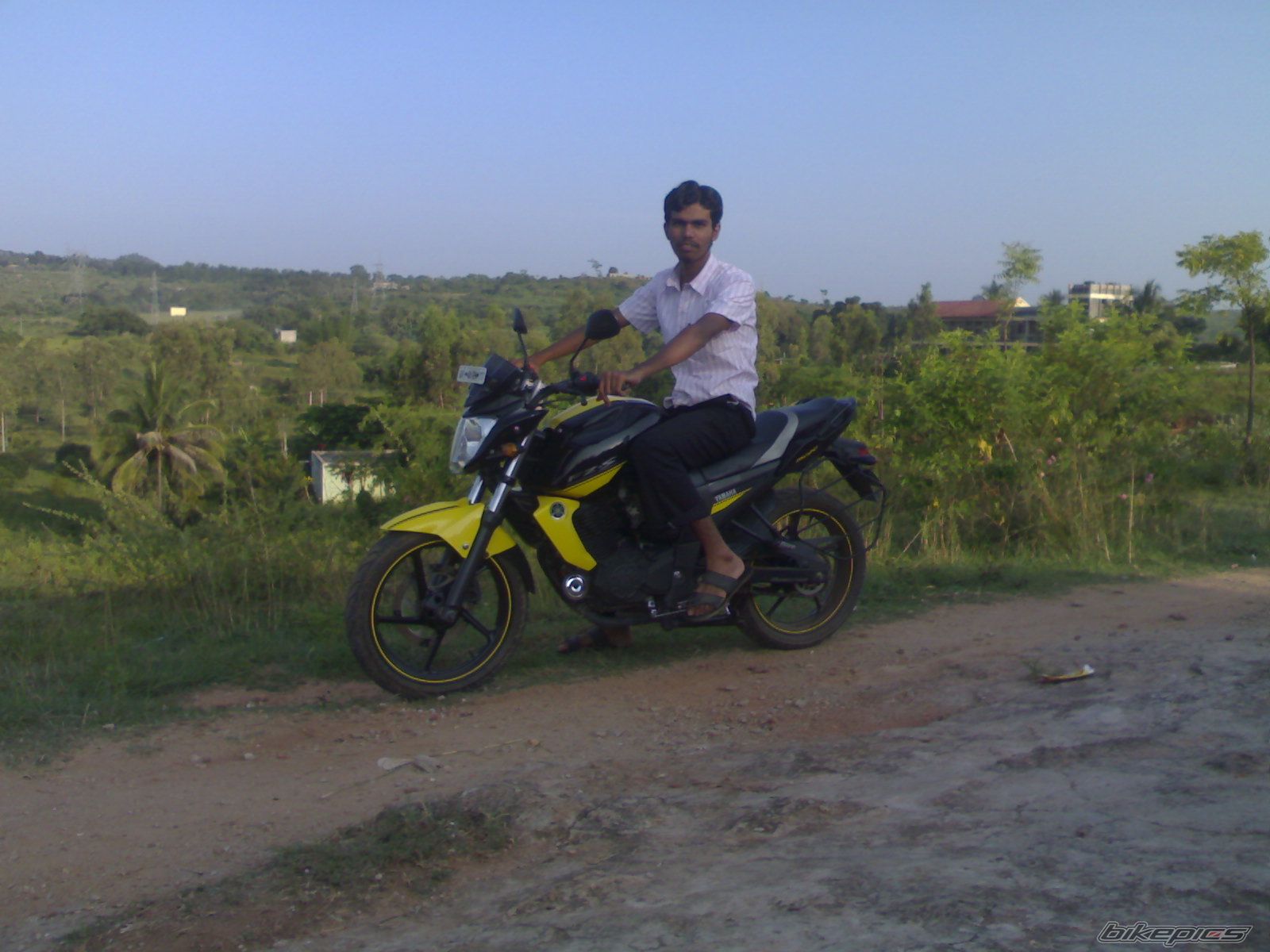 Bike Photo 1808654