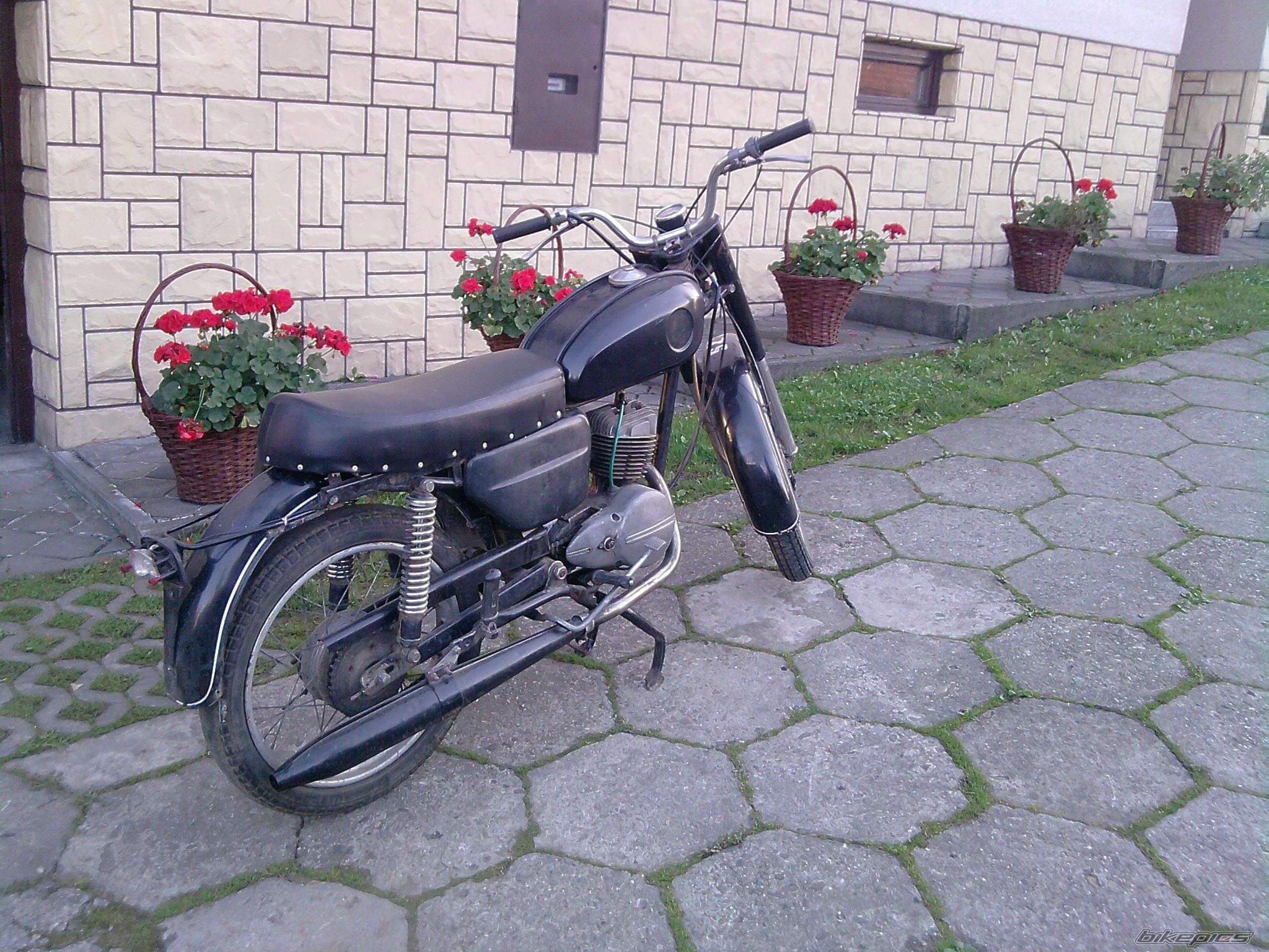Bike Photo 1808980
