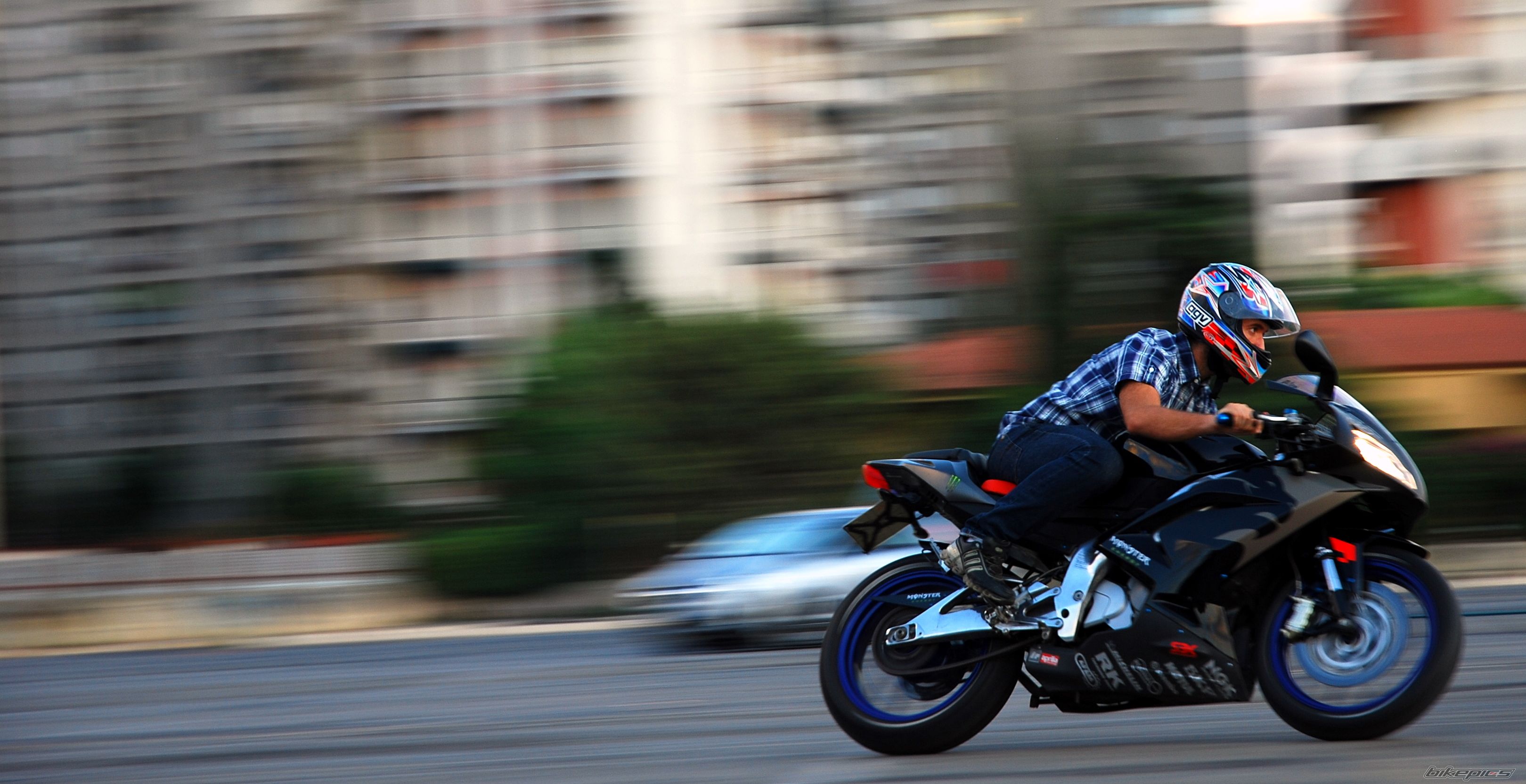 Bike Photo 1809011