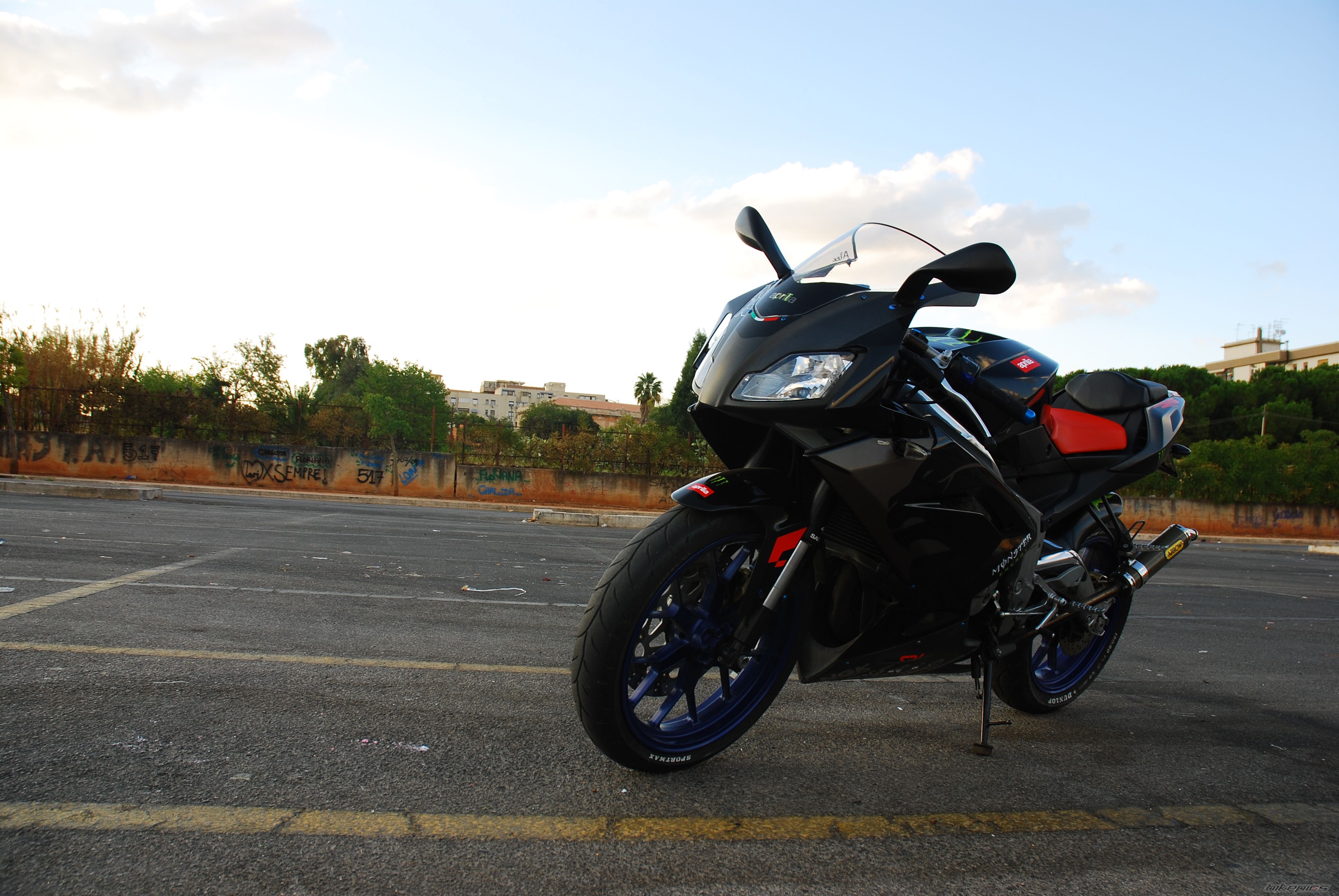 Bike Photo 1809019