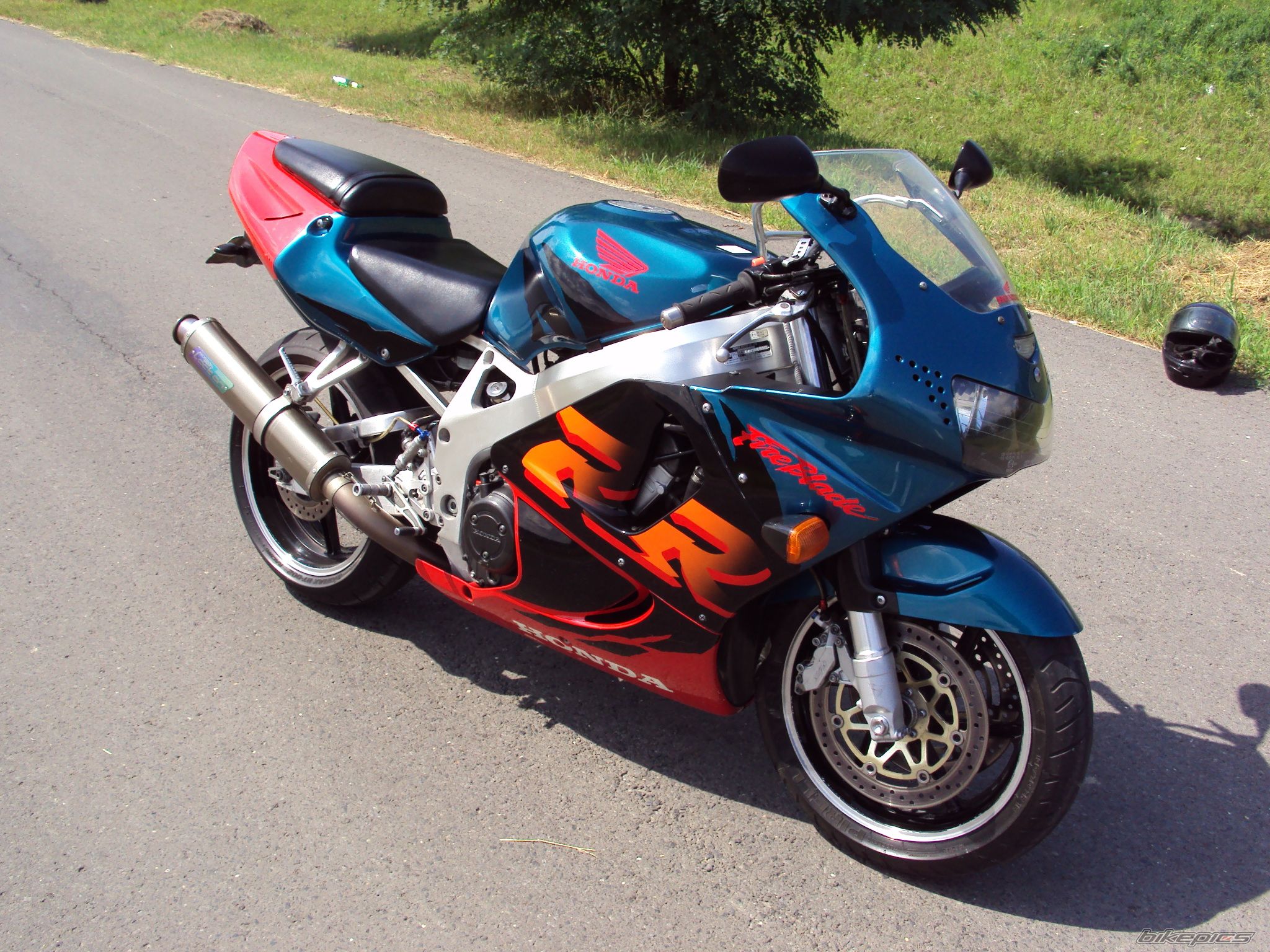 Bike Photo 1809587