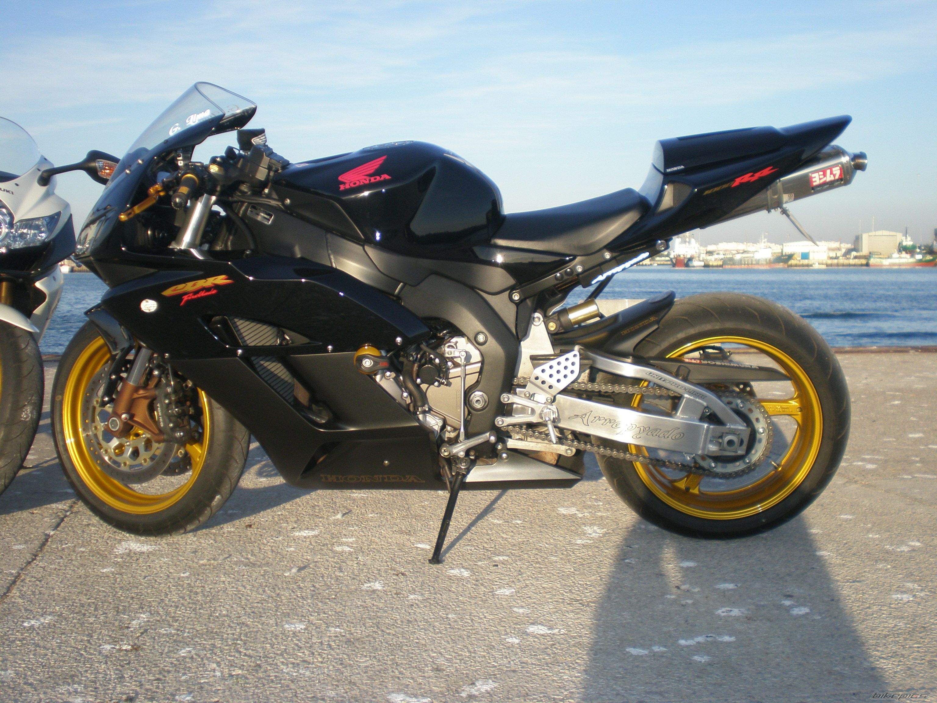 Bike Photo 1809679