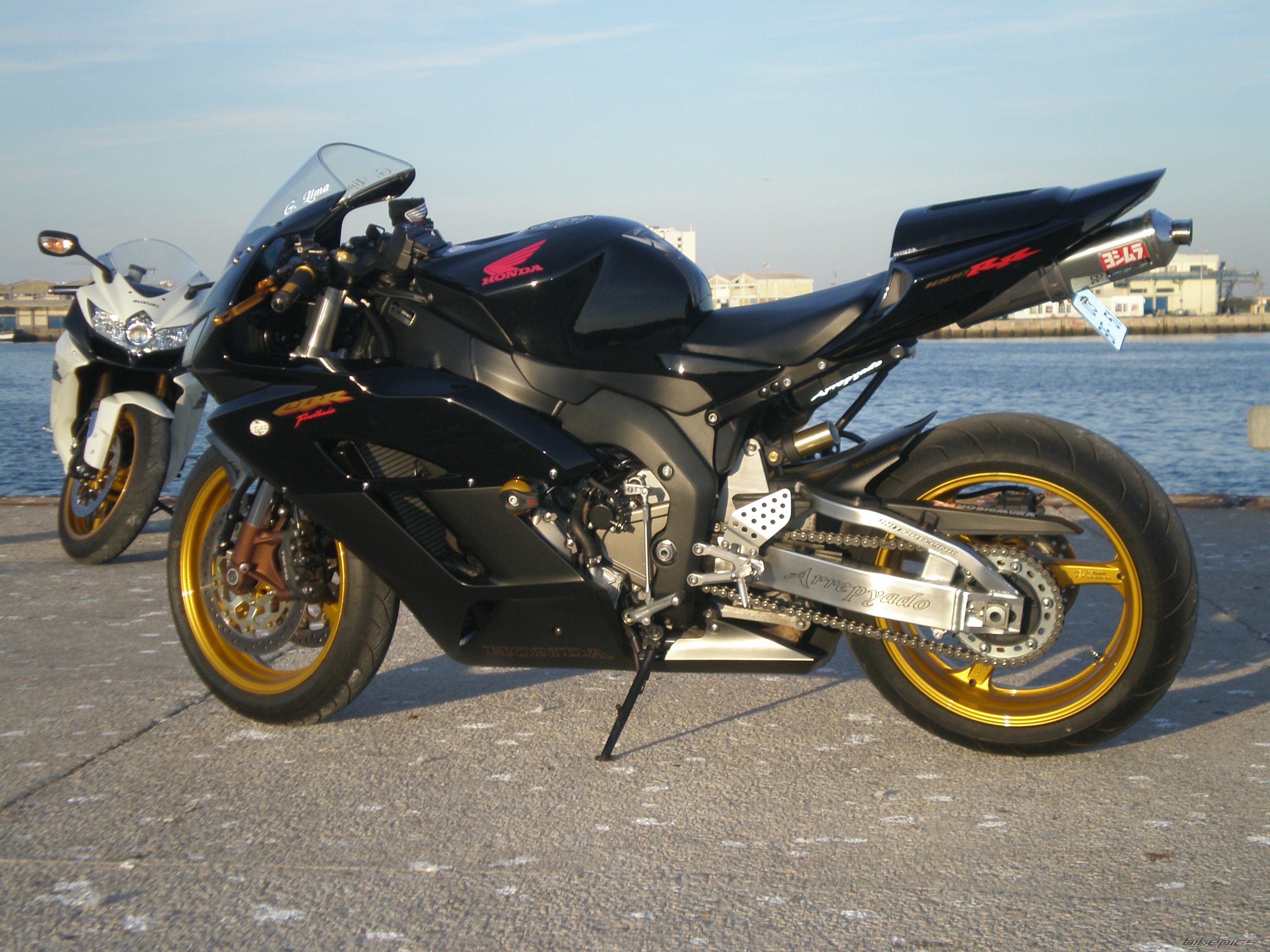 Bike Photo 1809683