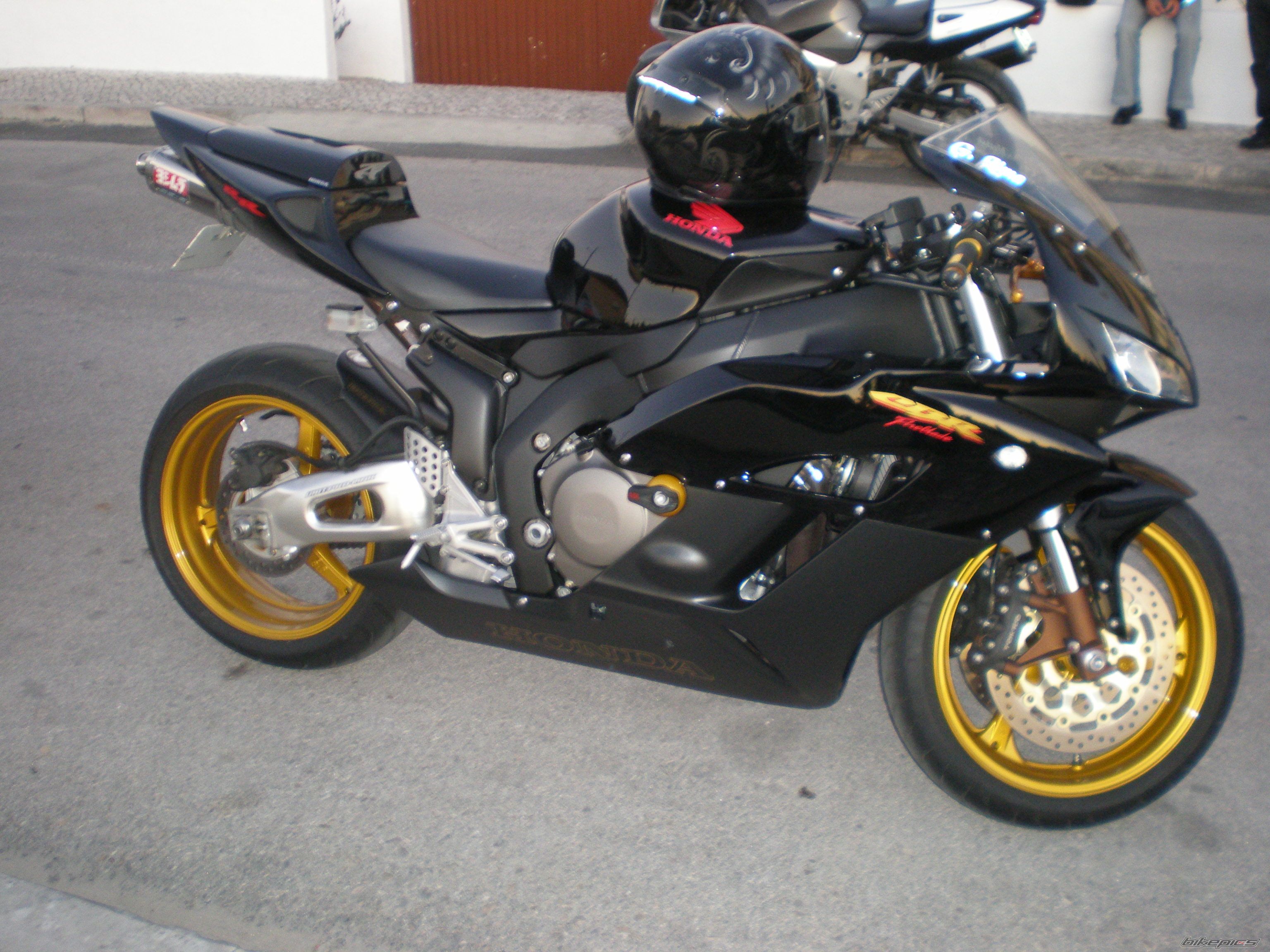 Bike Photo 1810648