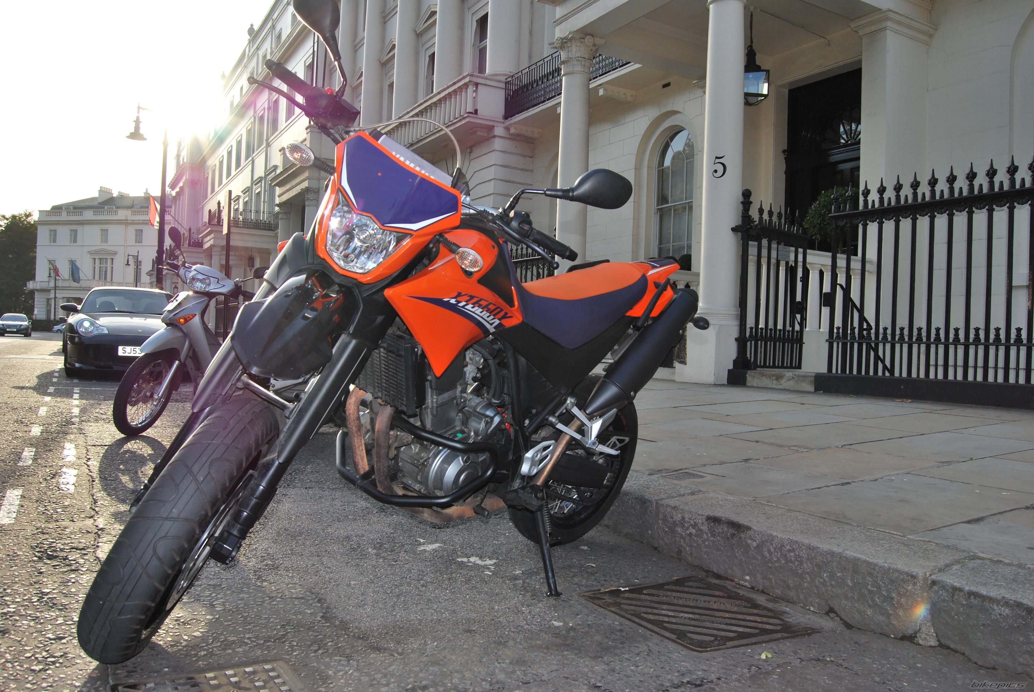 Bike Photo 1810980