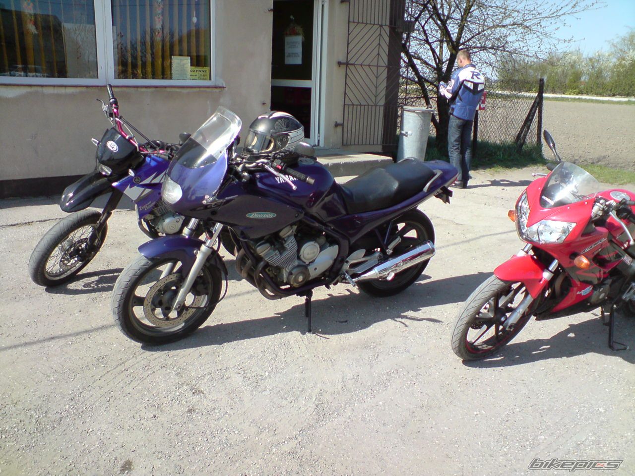 Photo 1812360