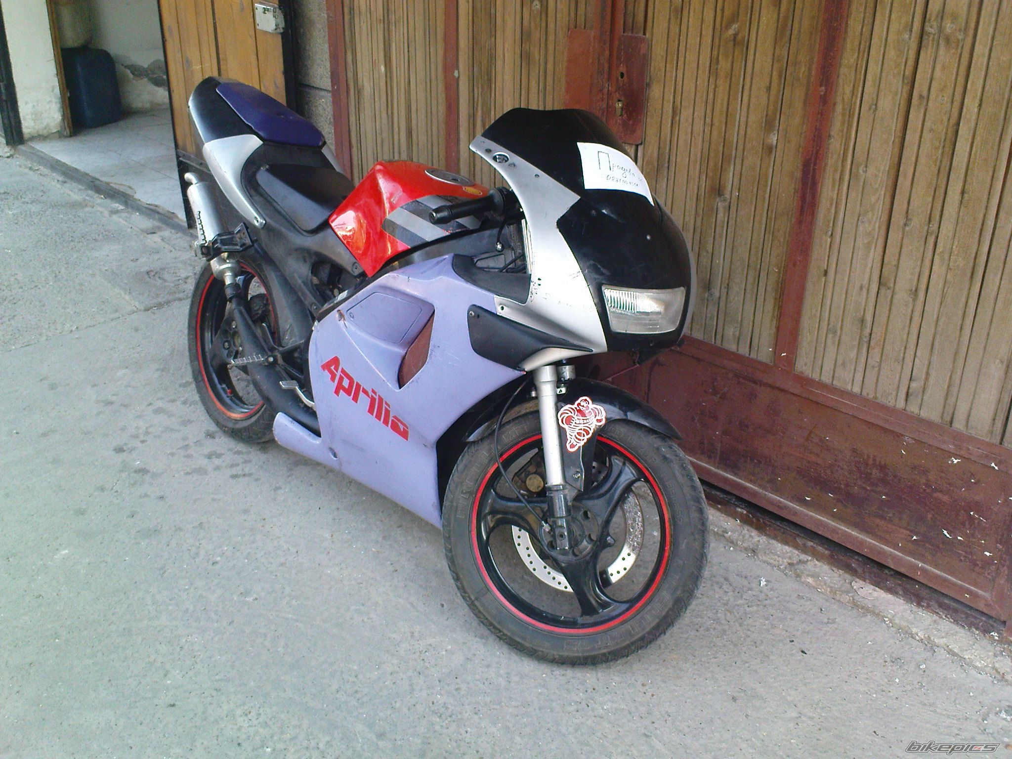 Photo 1812685