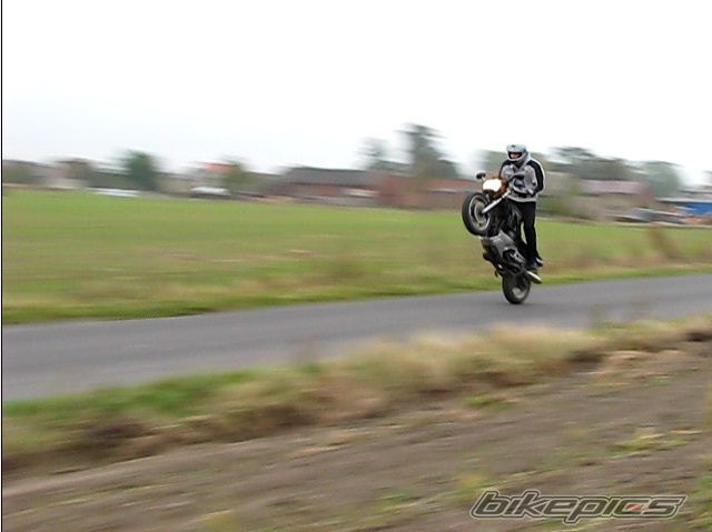 Photo 1812944