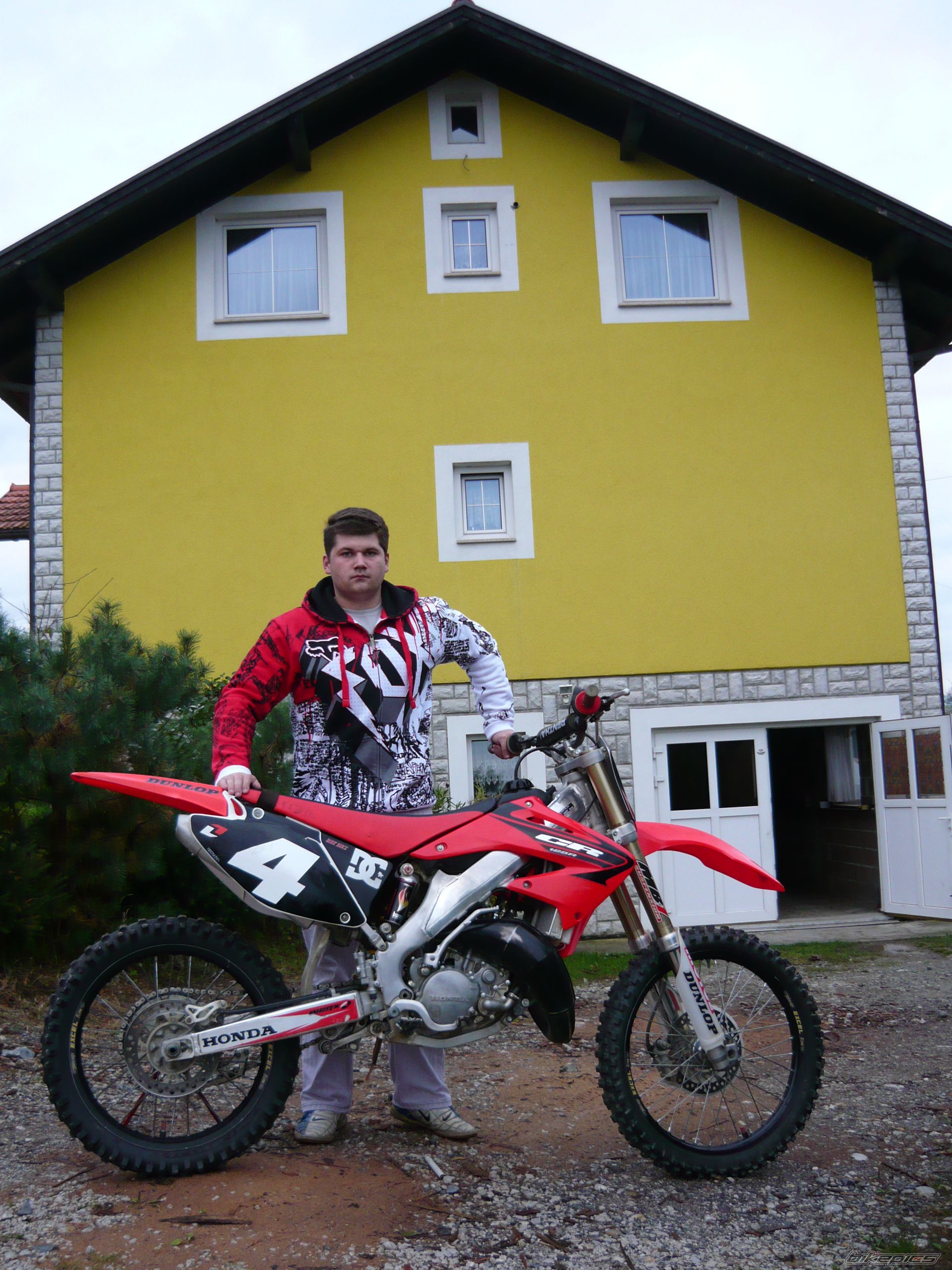 Photo 1812987