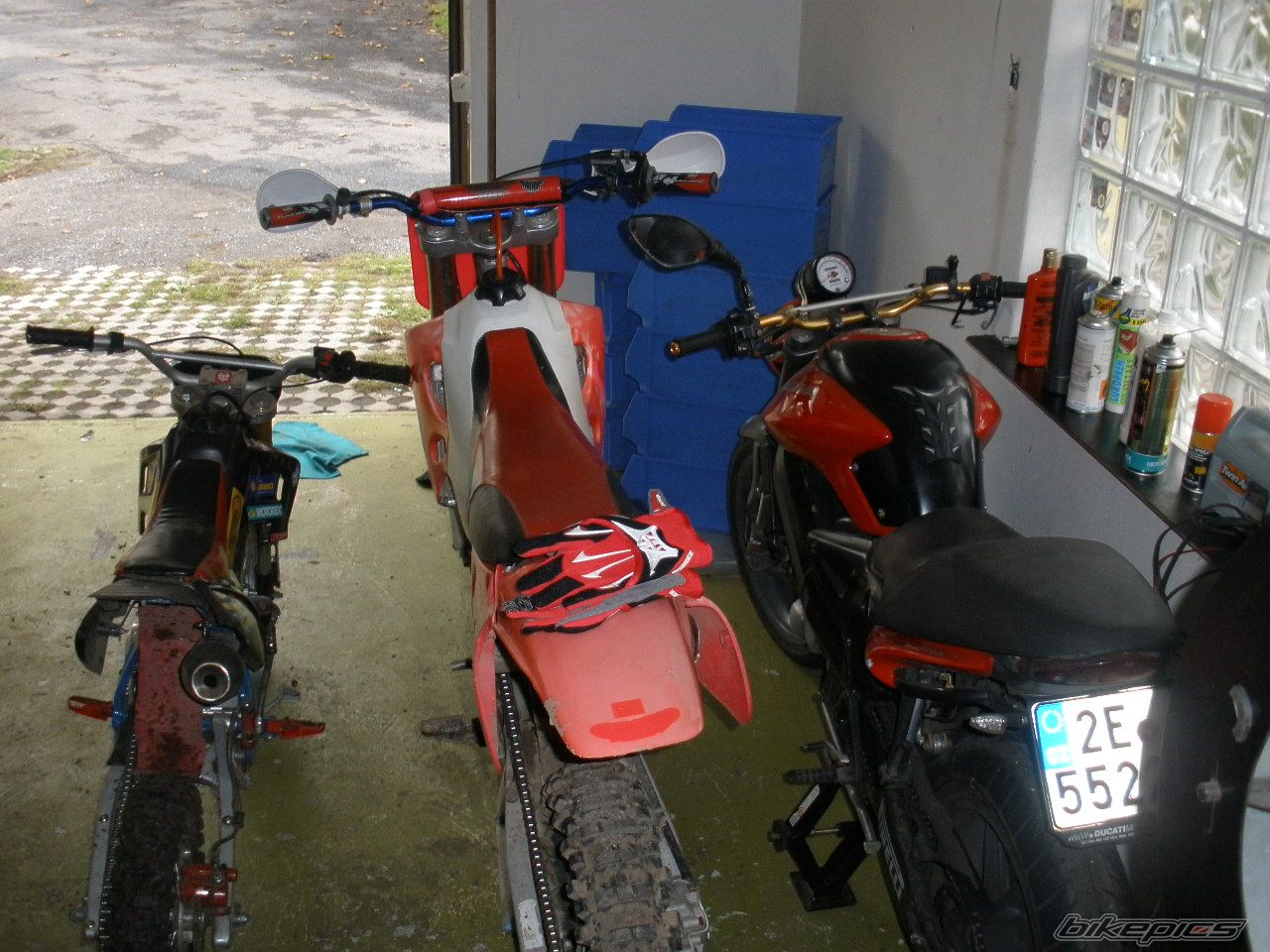 Photo 1813106