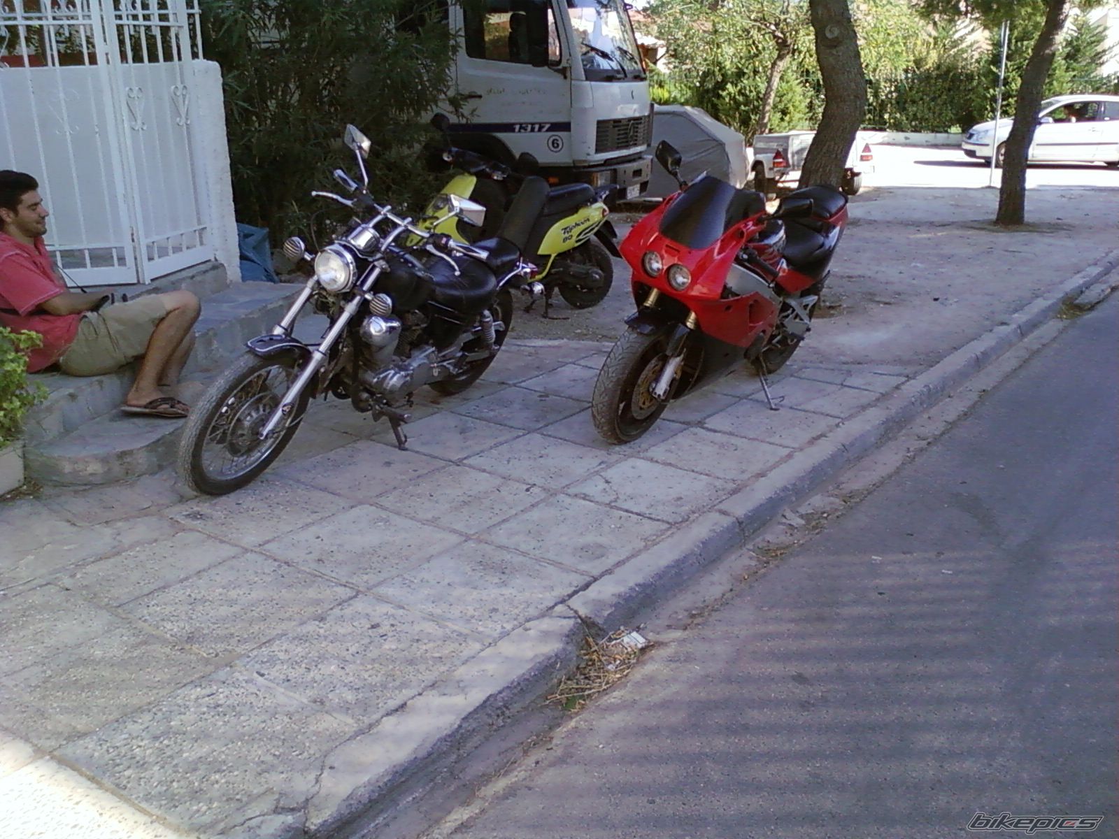 Photo 1813182