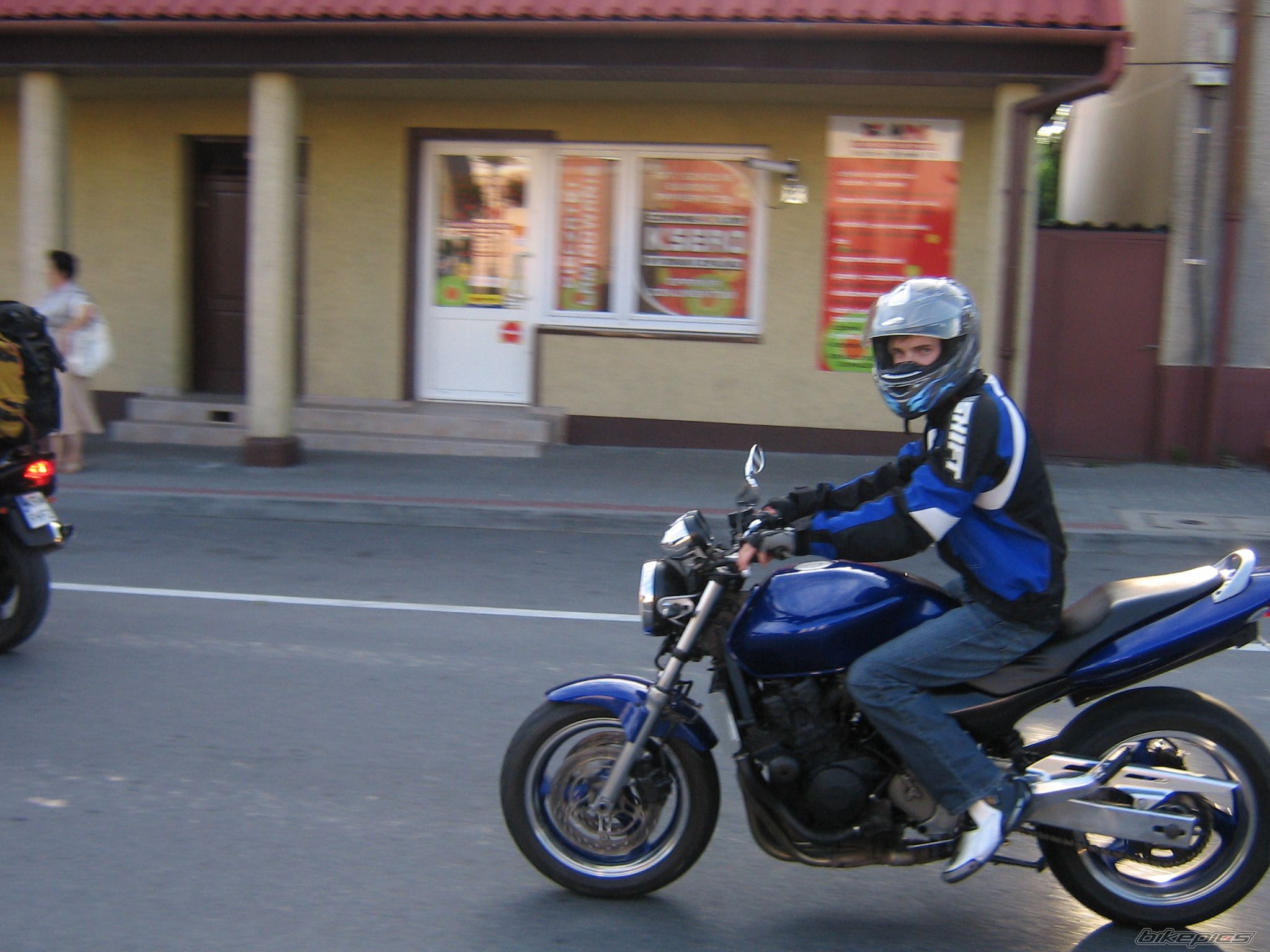 Photo 1813275
