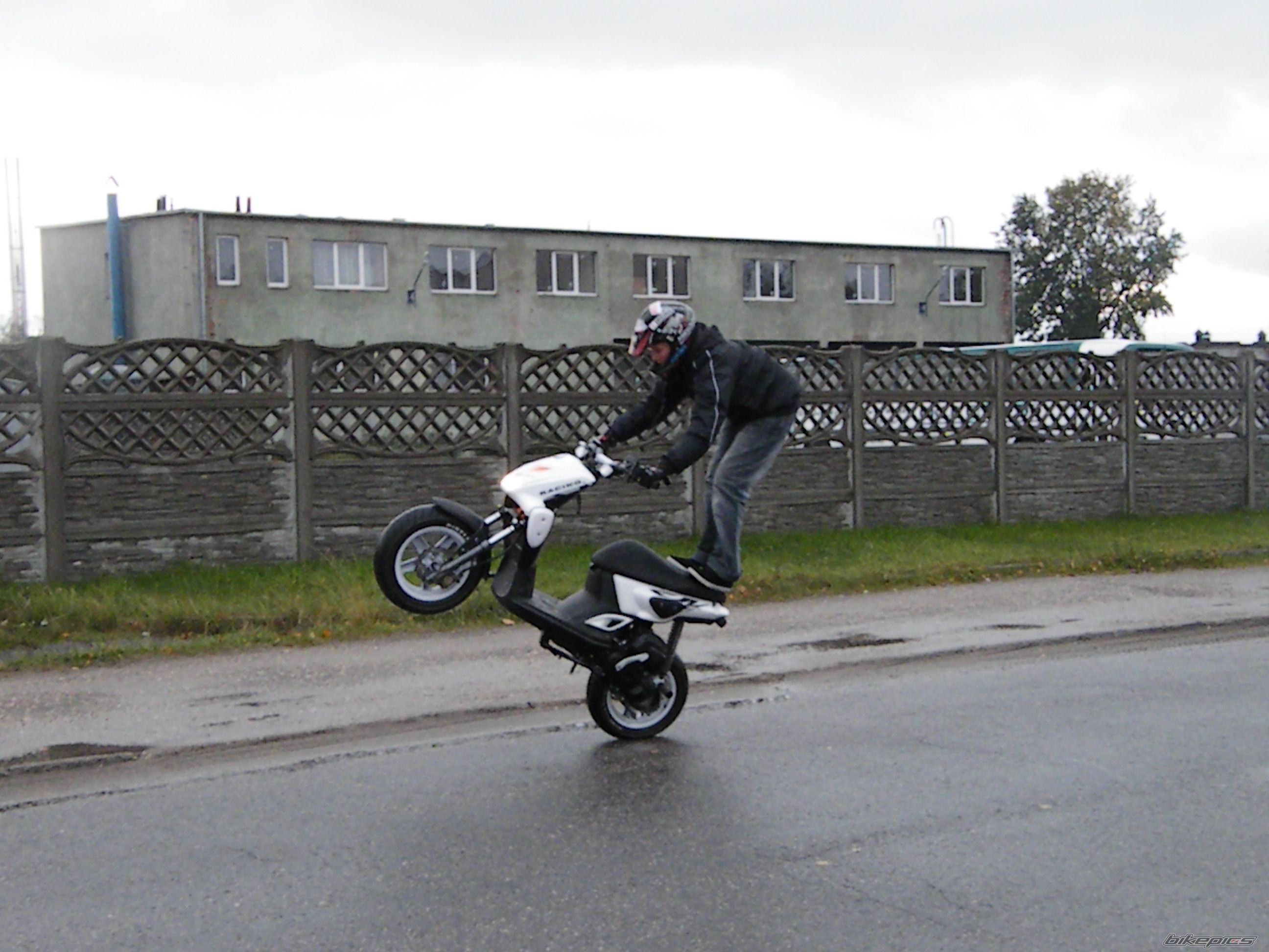 Photo 1813327