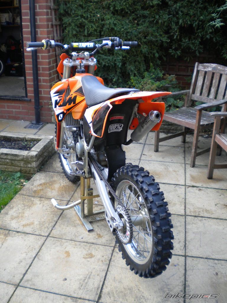 Photo 1813628