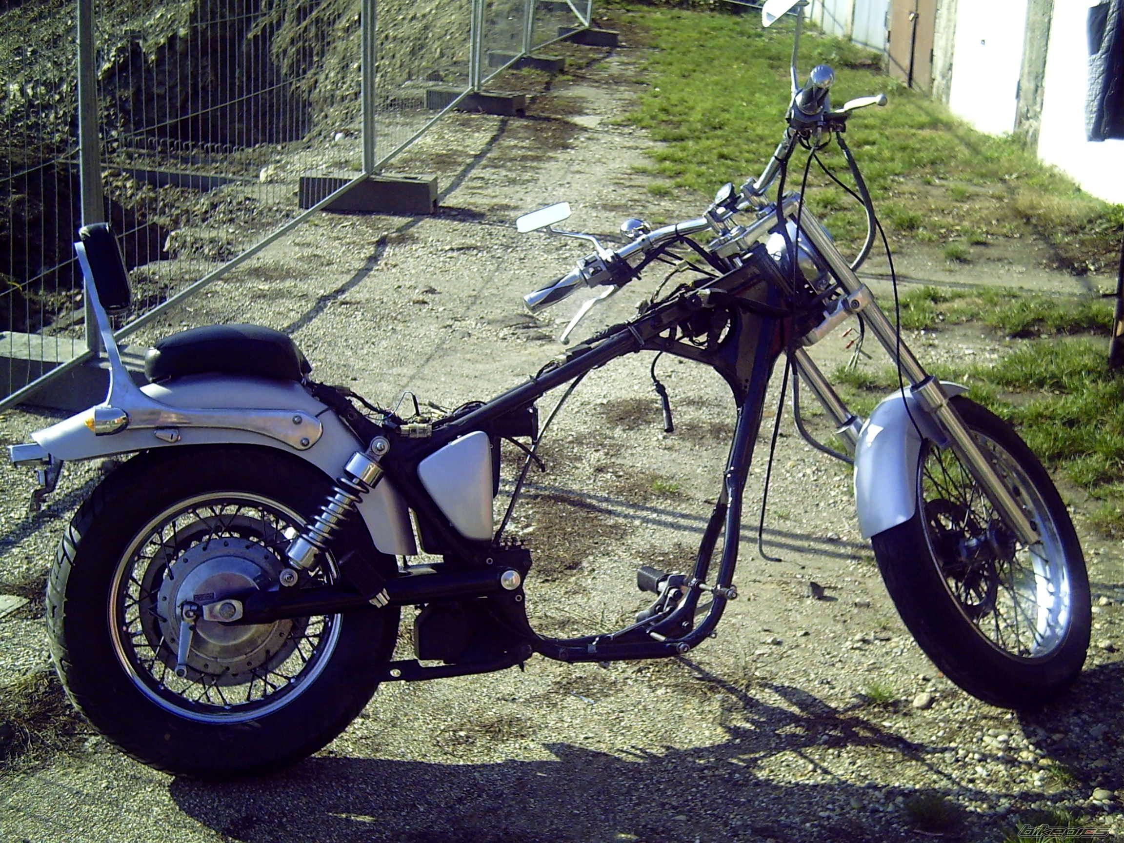 Photo 1816253