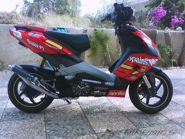 Photo 1816330