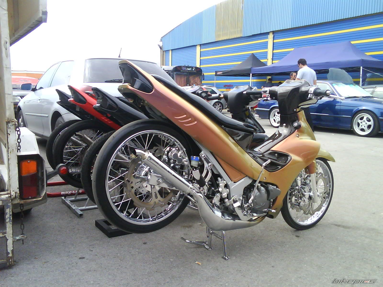 Photo 1816420