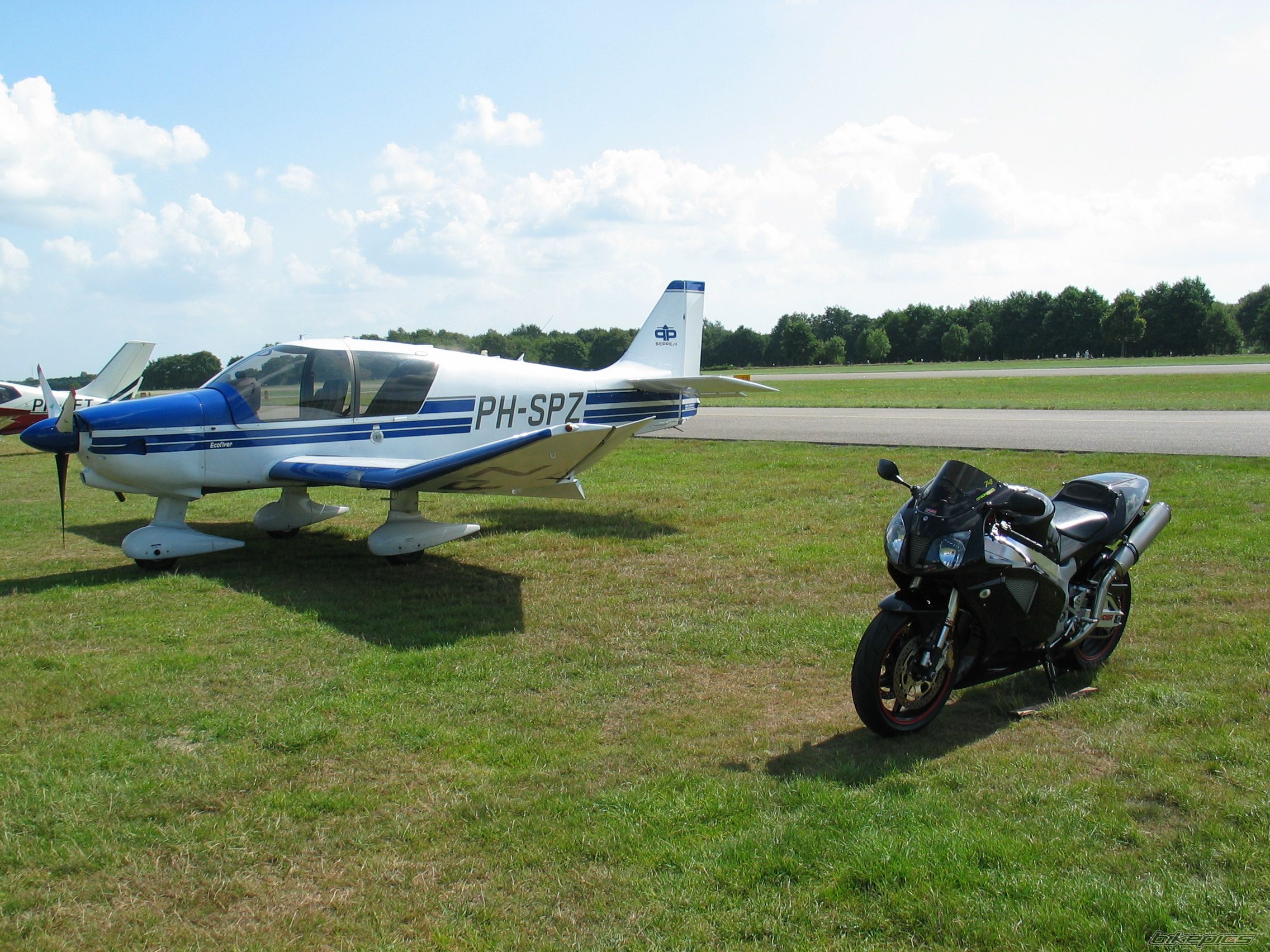 Bike Photo 1816485