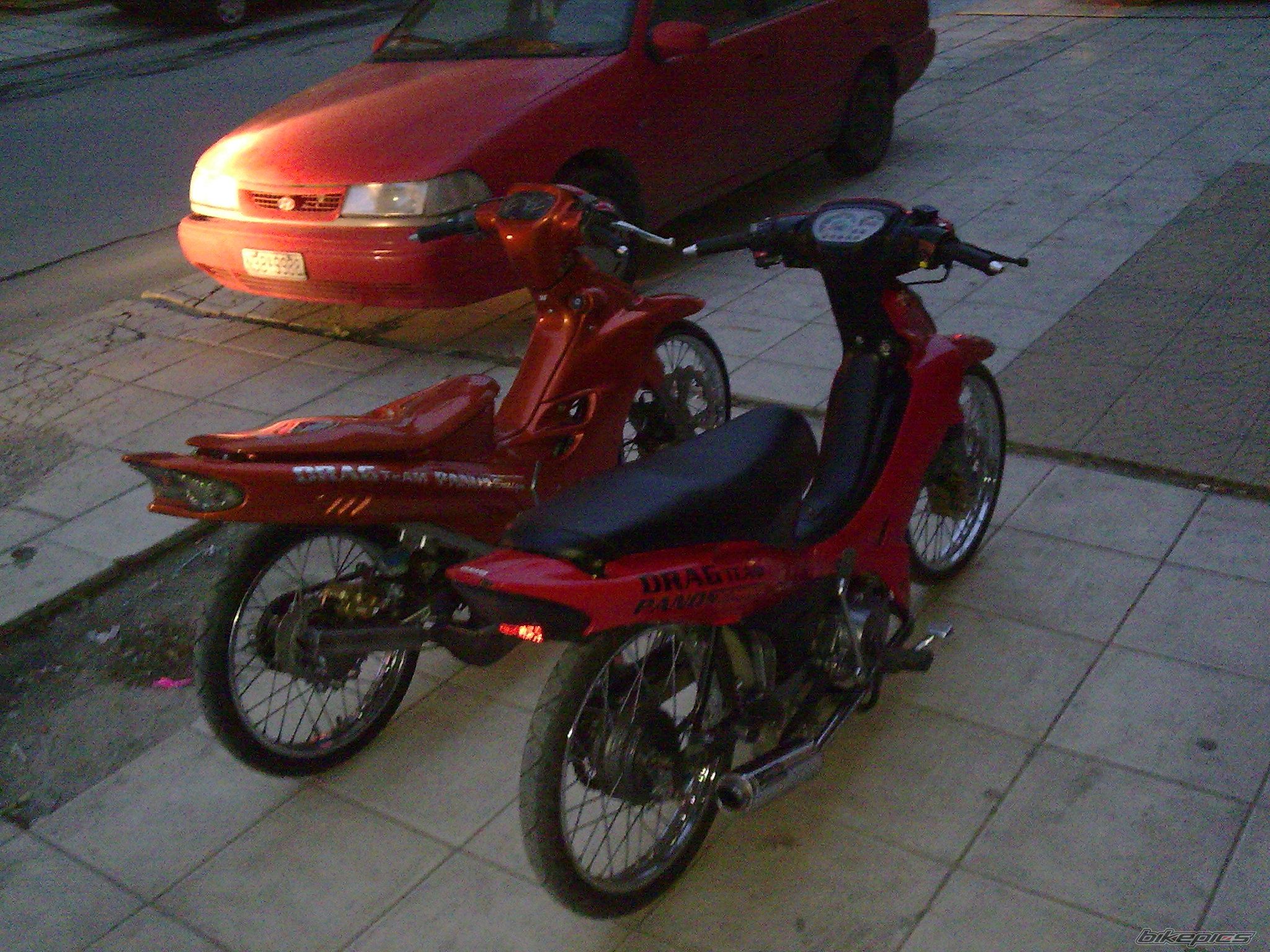 Photo 1816546