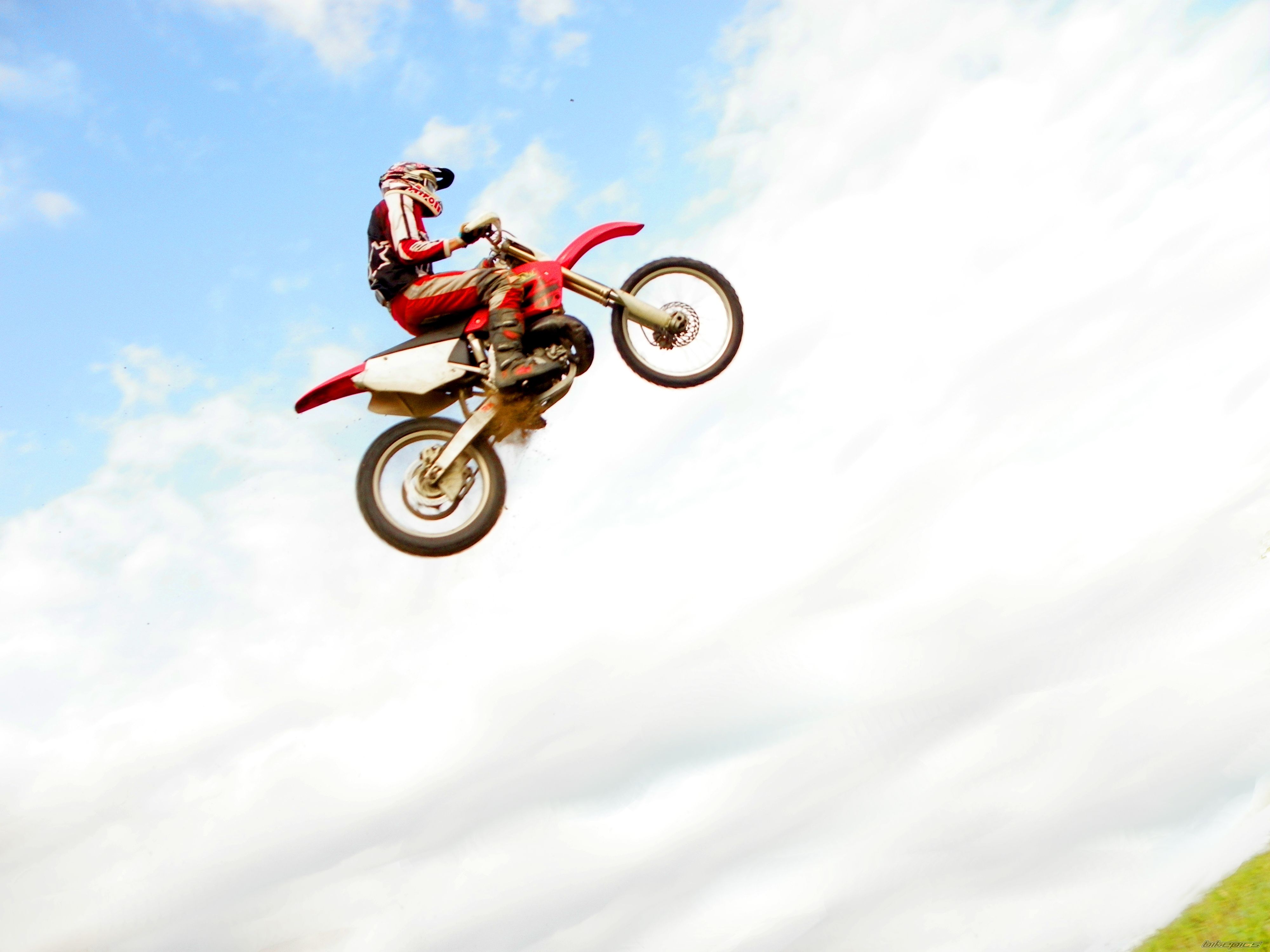 Bike Photo 1816976